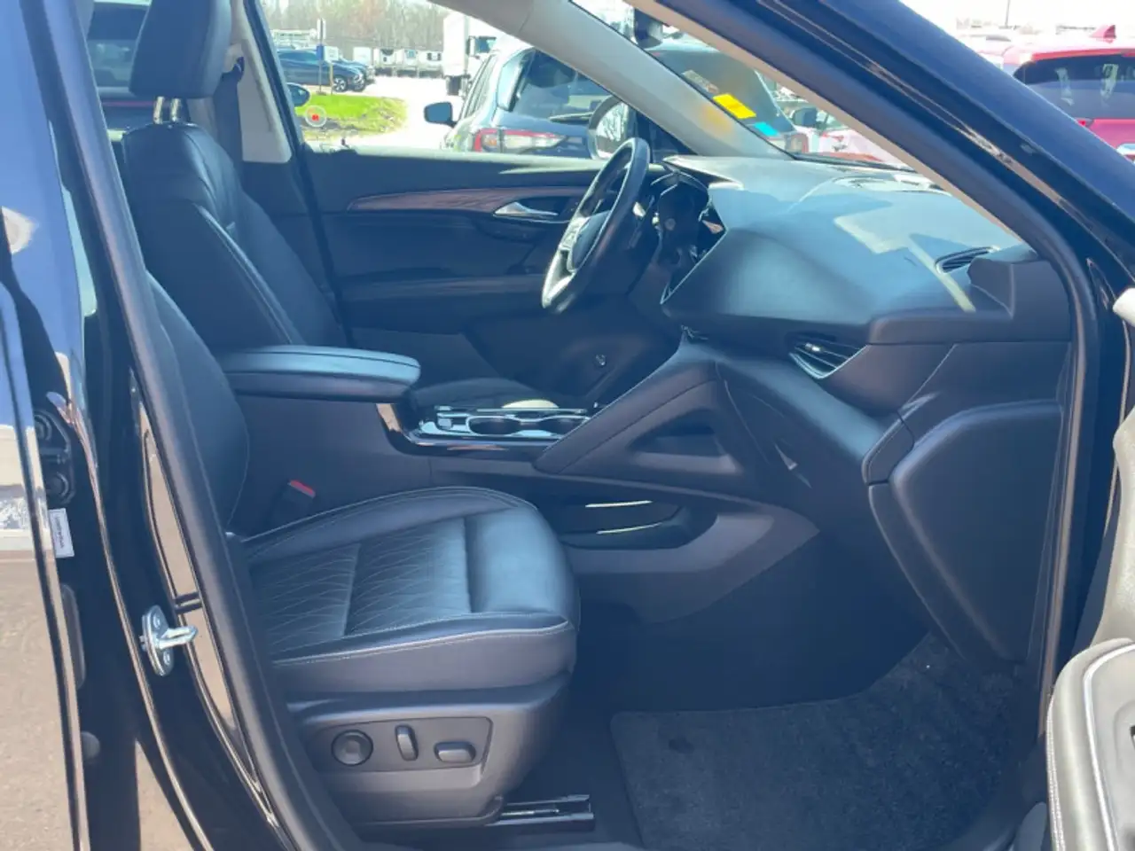 Buick Envision снимка Buick Envision