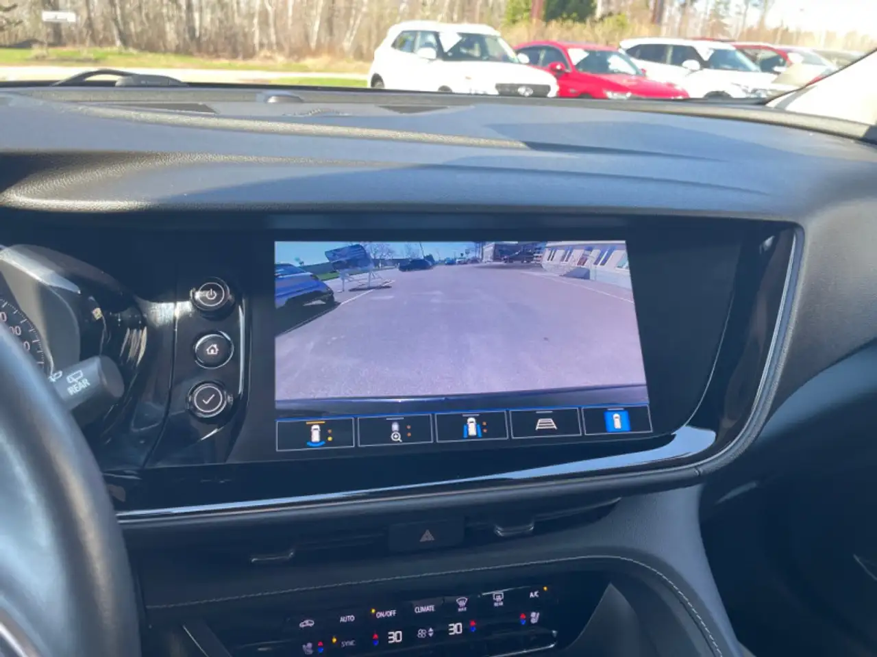 Buick Envision снимка Buick Envision