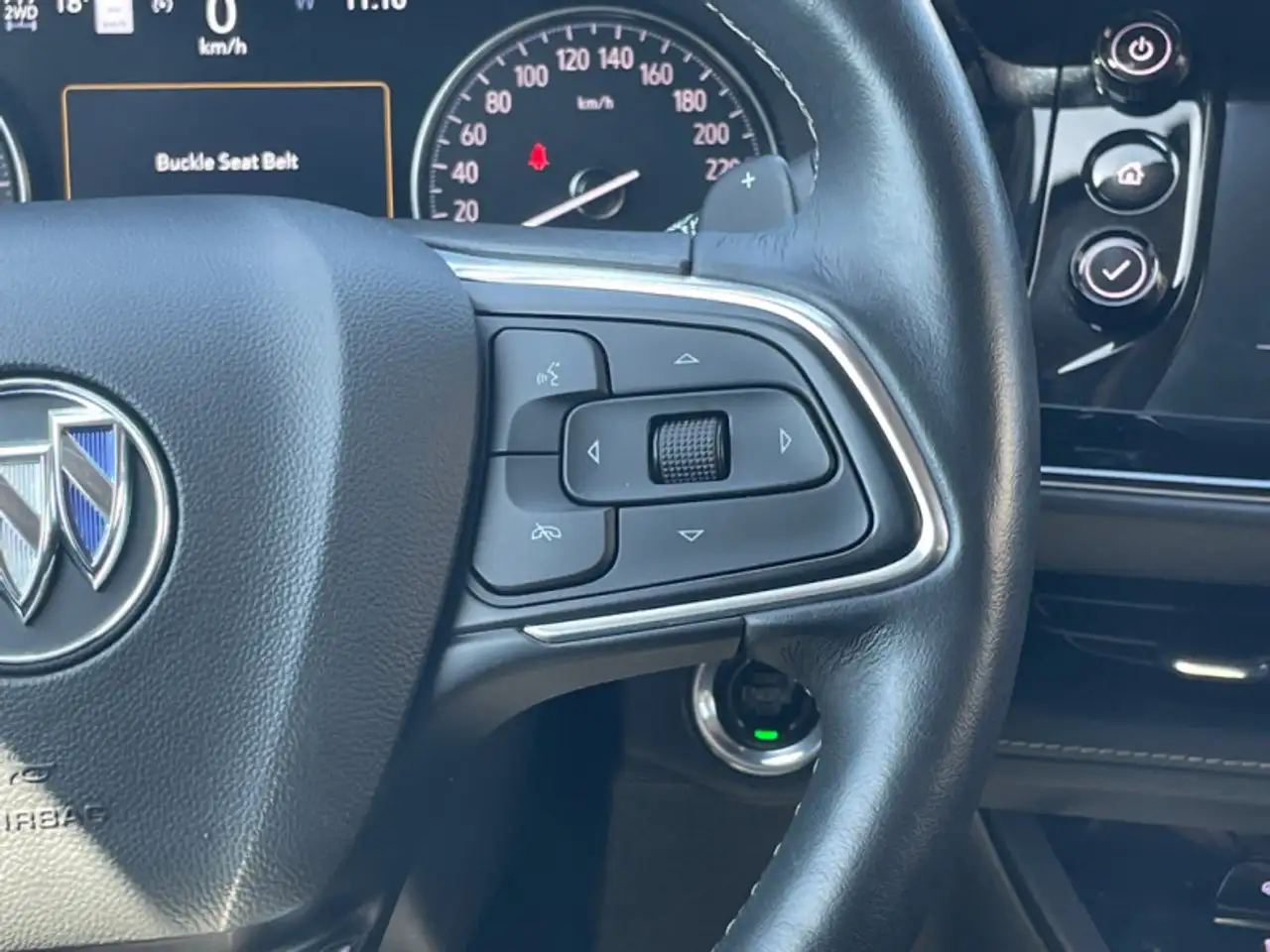 Buick Envision снимка Buick Envision