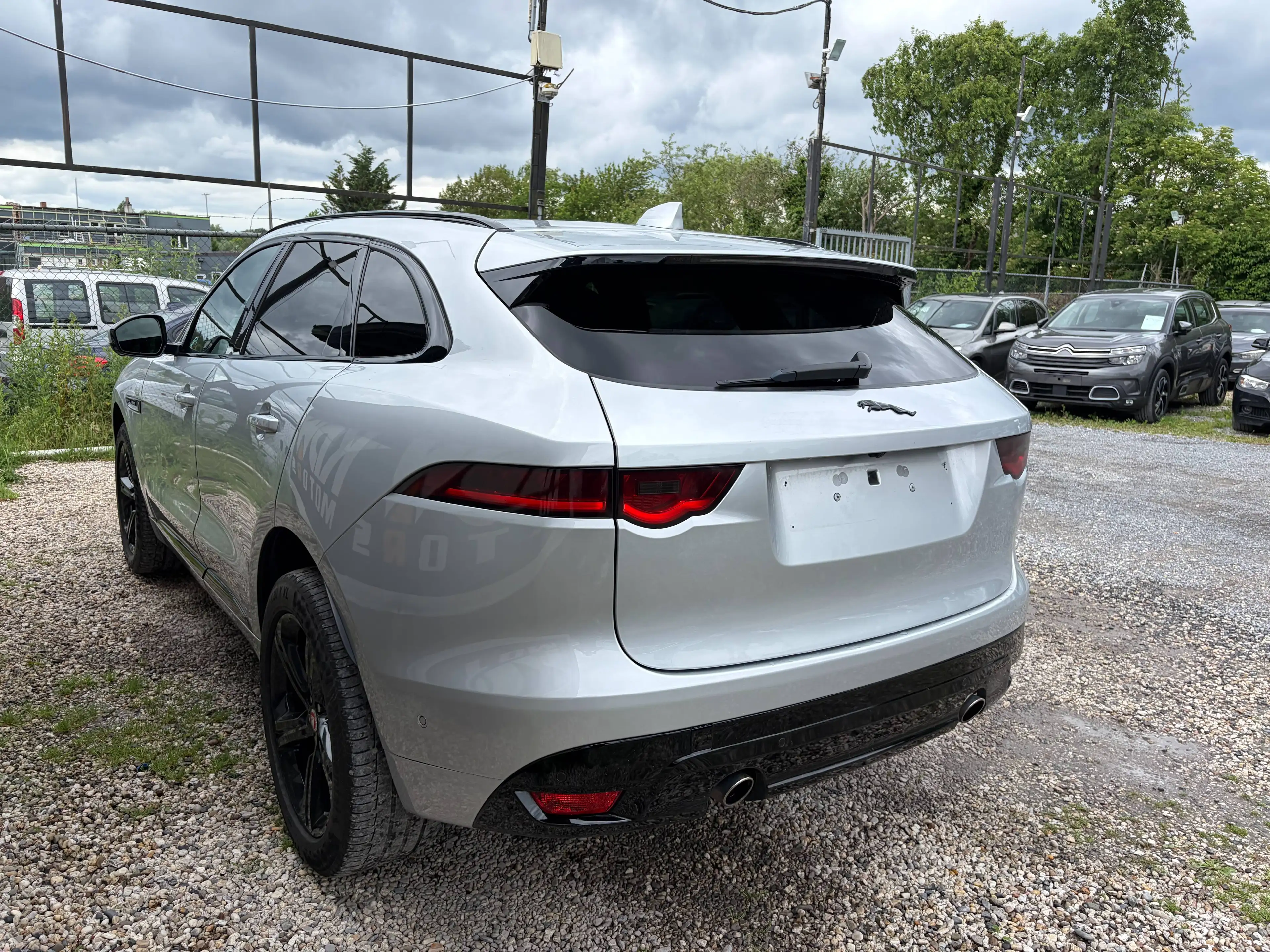 Jaguar E-Pace E-Pace 2.0 D AWD R-Sport — photo 5