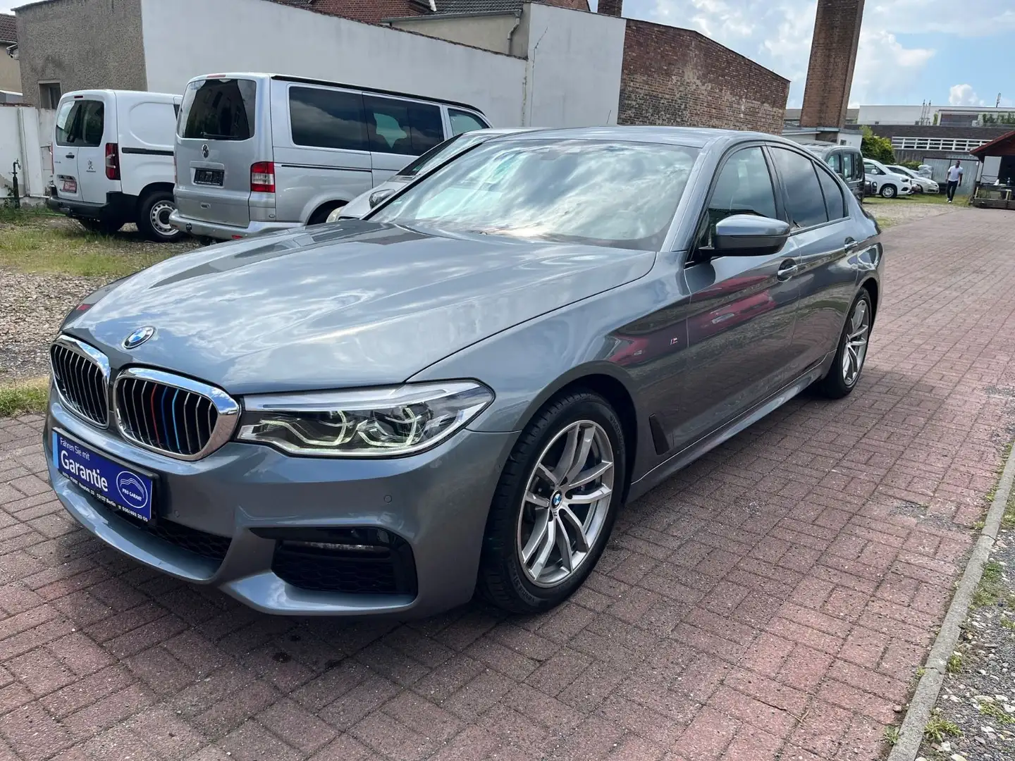 BMW 530 i M Sport PAKET+AUTOM+VOLL-LEDER+TOP ZUST Blau - 1