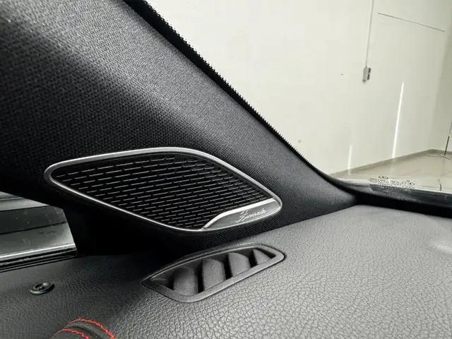 Mercedes-Benz CL view 12