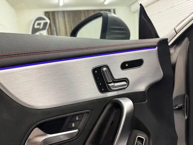 Mercedes-Benz CL view 11