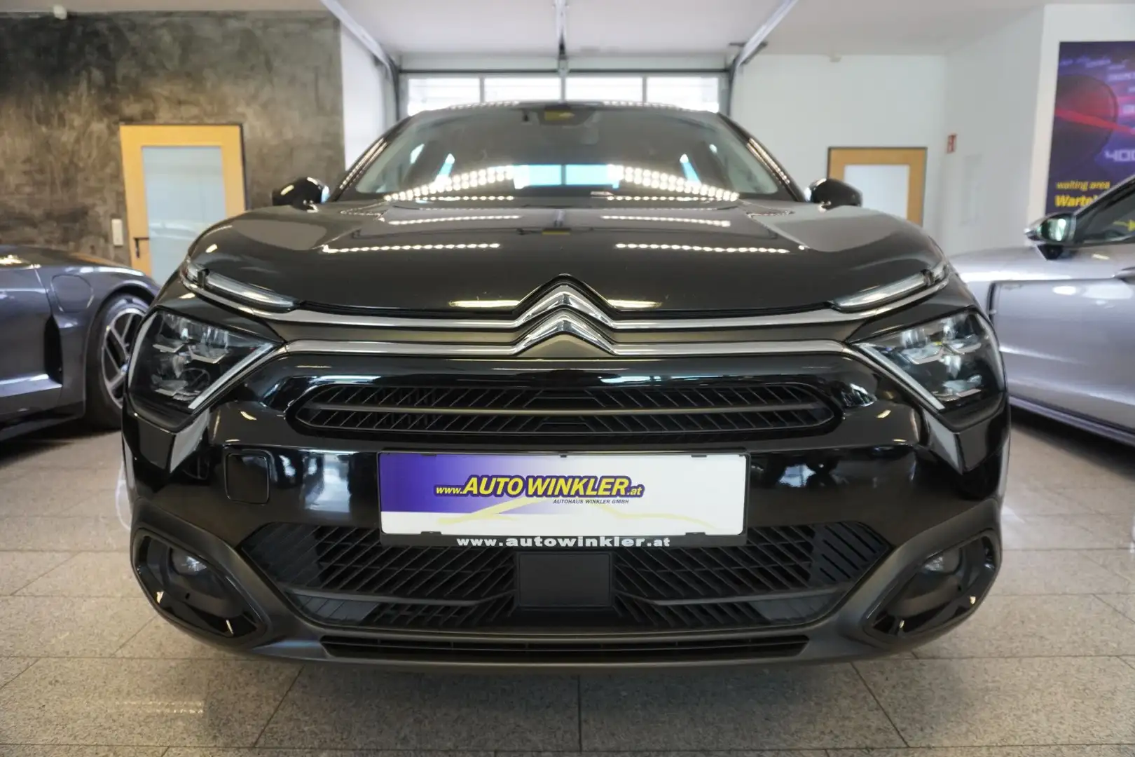 Citroen C4 X PureTech 130 S Aut./LED/Nav. Schwarz - 2