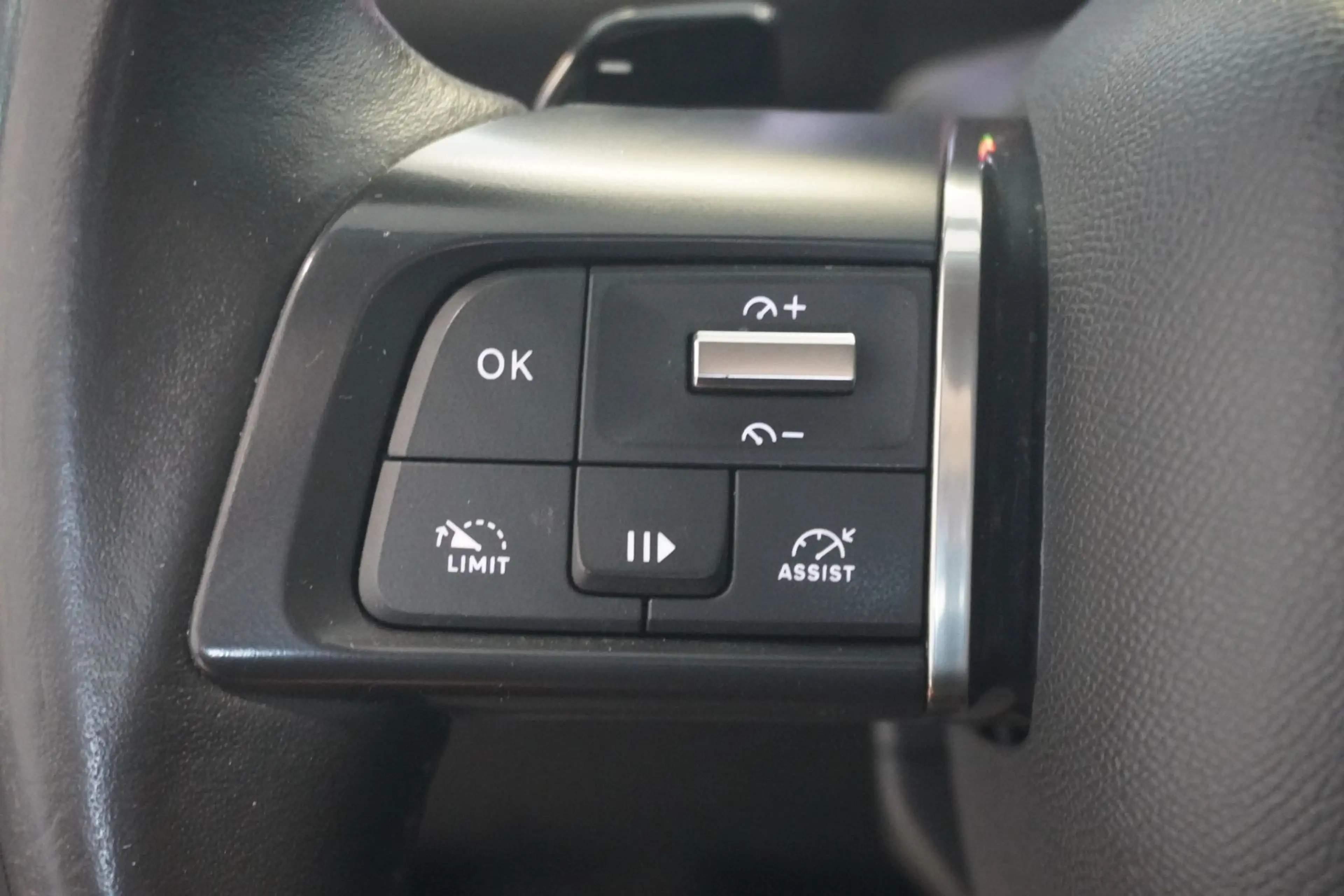 Citroen C4 X PureTech 130 S Aut./LED/Nav. — photo 12