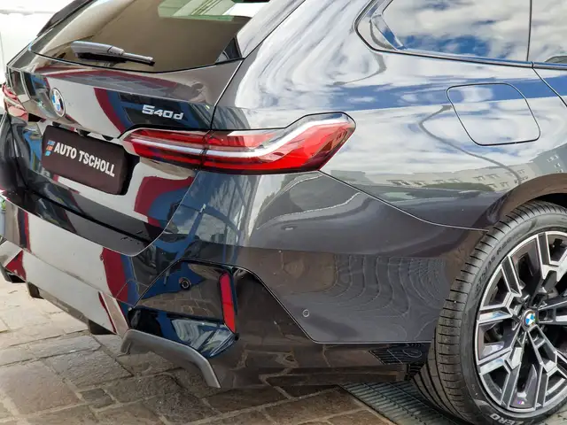 BMW M view 5