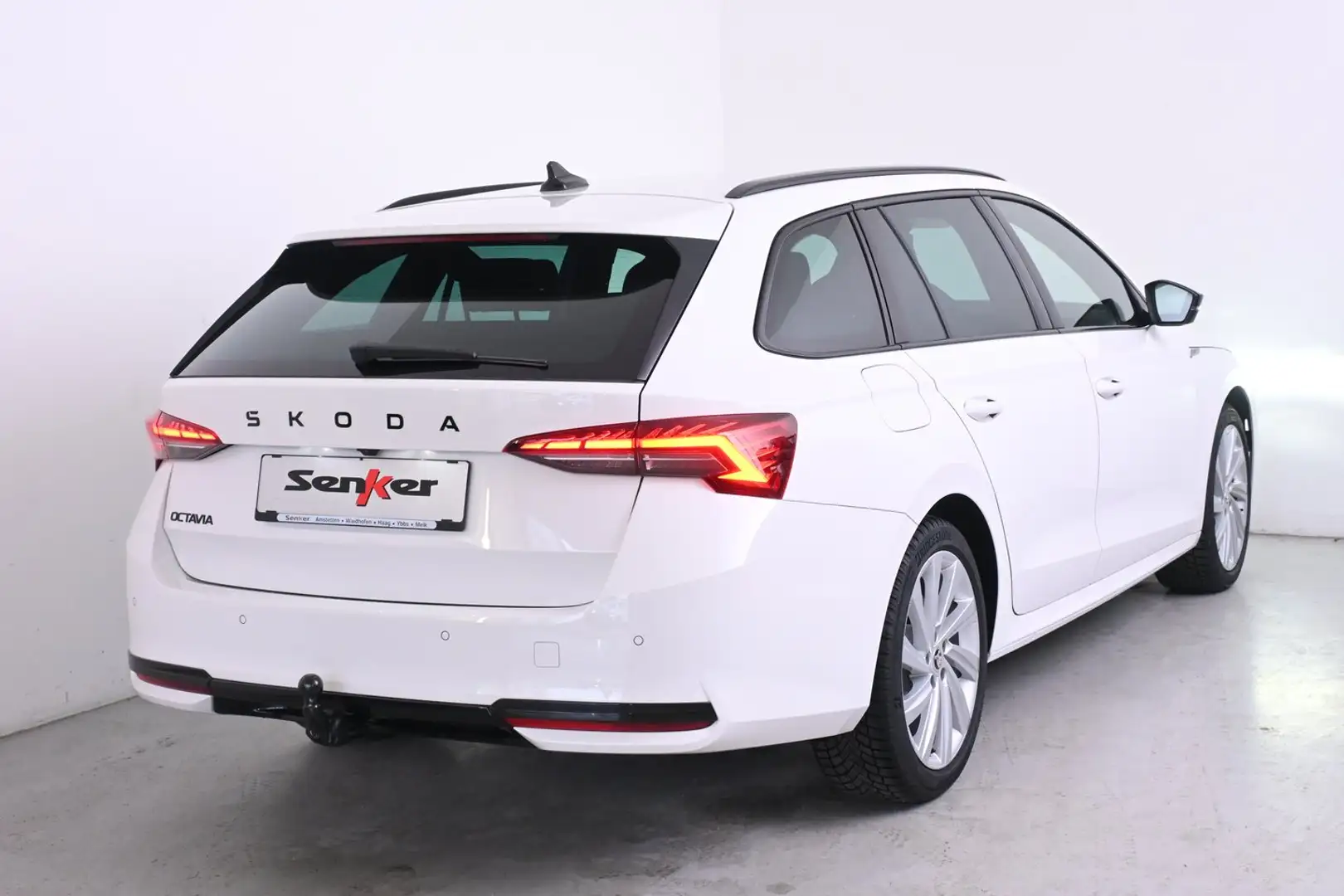 Skoda Octavia Sportline TDI Weiß - 2