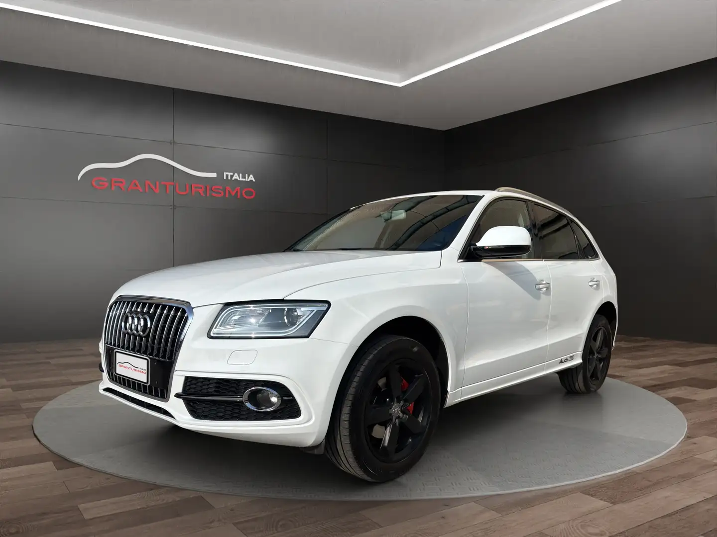 Audi Q5 Q5 2.0 tdi 2 x S-Line Quattro 163cv S-Tronic Weiß - 1