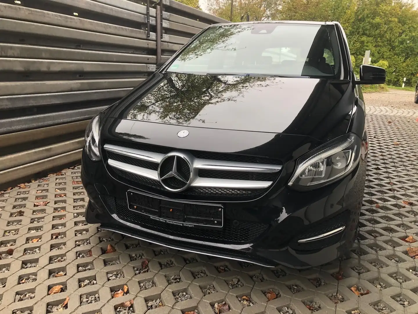 Mercedes-Benz B 250 B -Klasse Rentnerfahrzeug Schwarz - 2