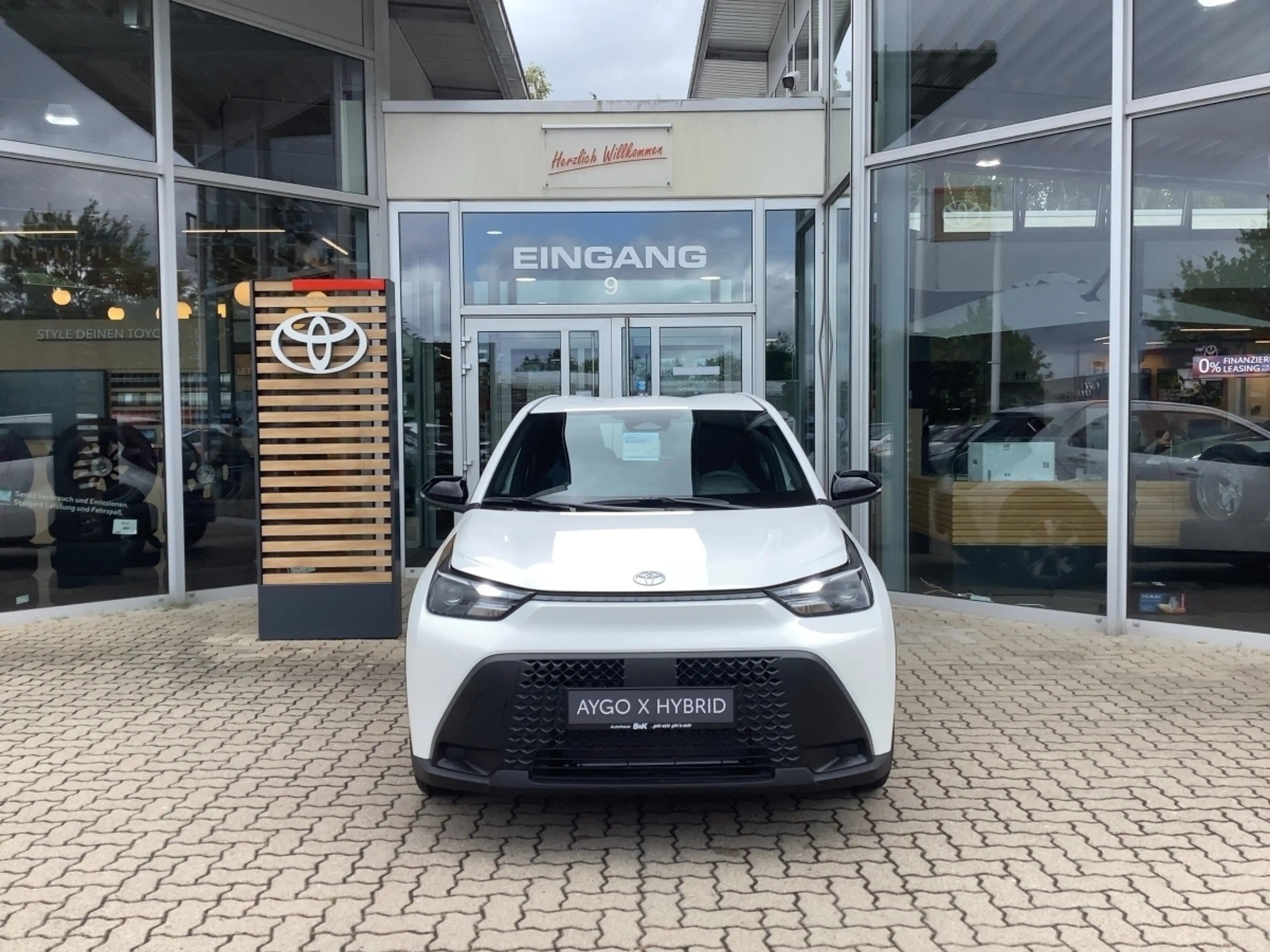 Toyota Aygo X HEV ACTIVE*Sitzheizung *Carplay*Klima* — photo 6