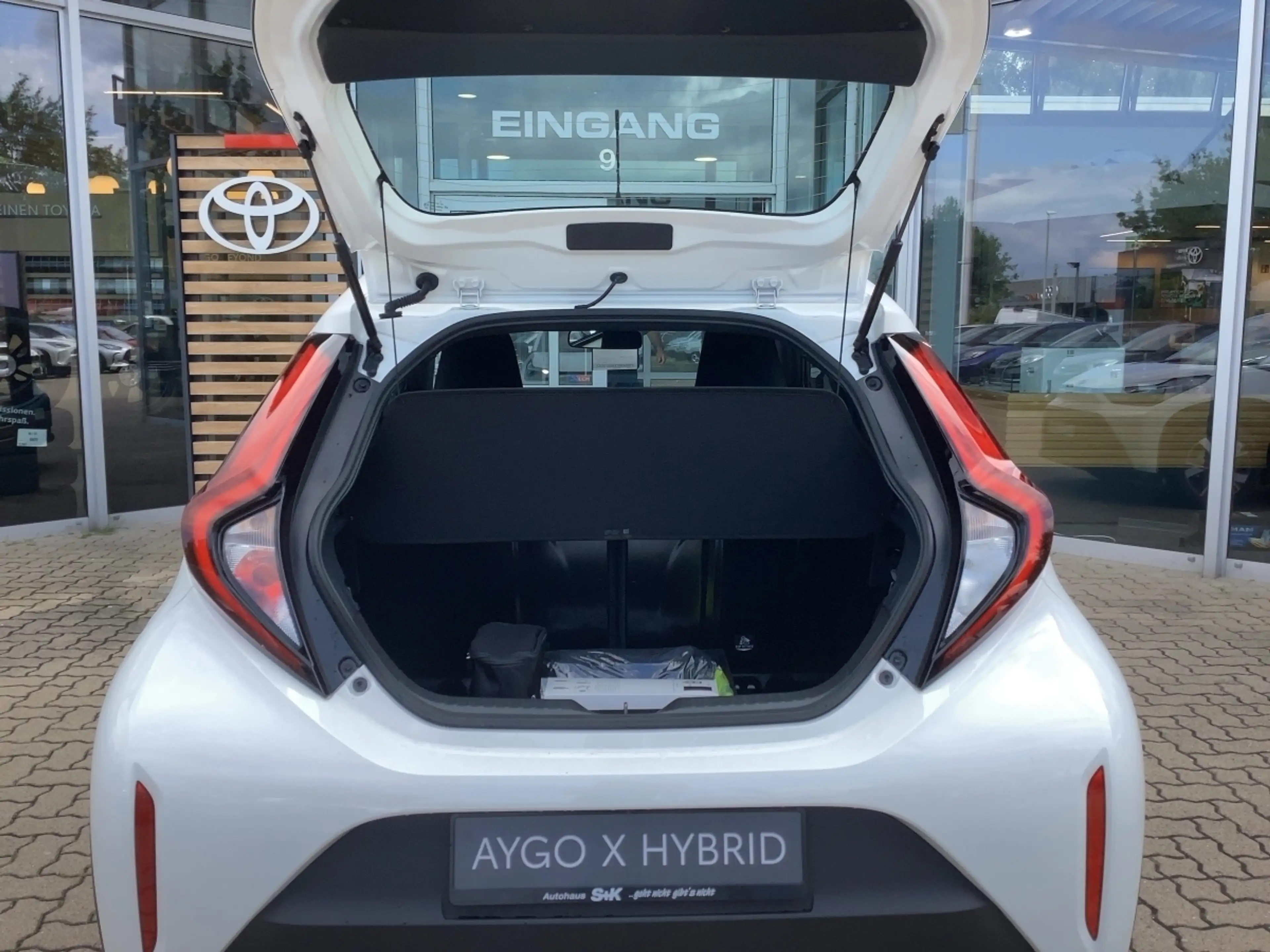 Toyota Aygo X HEV ACTIVE*Sitzheizung *Carplay*Klima* — photo 13