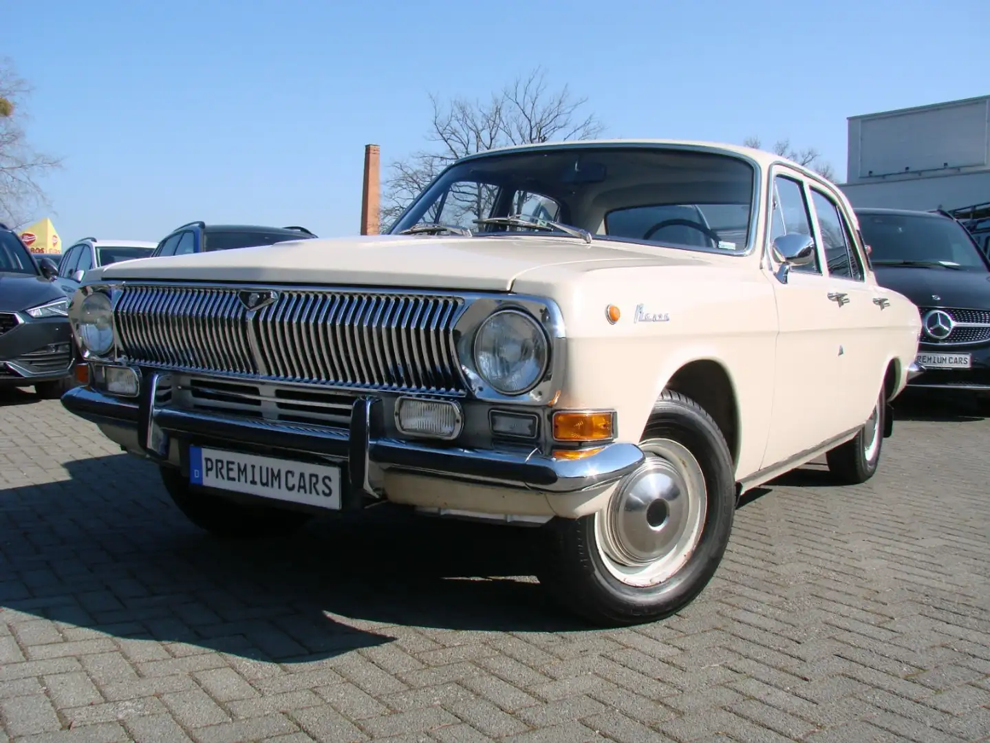 GAZ 24 WOLGA M24 - H-Kennzeichen AHK Beige - 2
