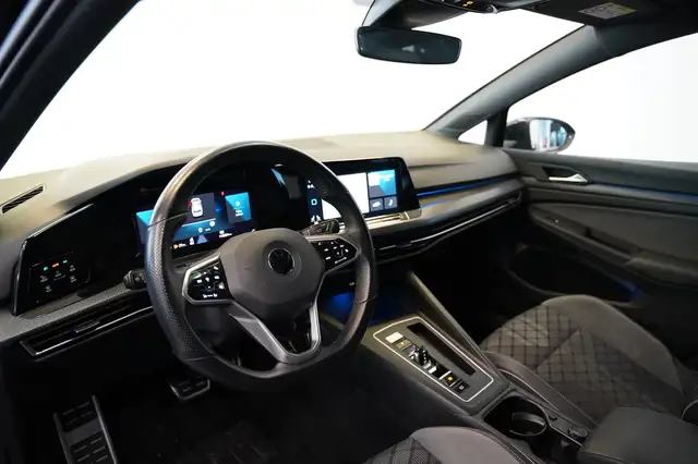 Volkswagen Golf view 5