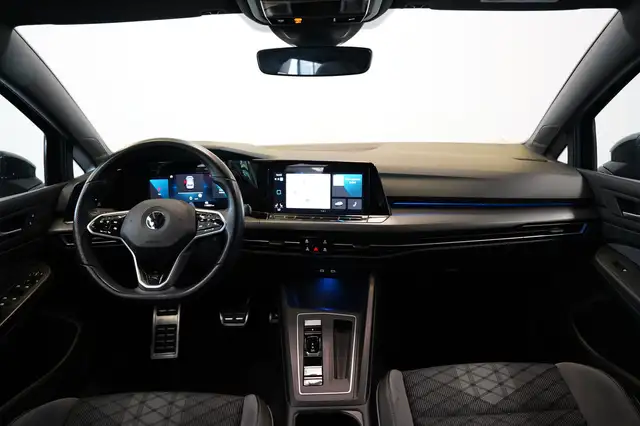 Volkswagen Golf view 6