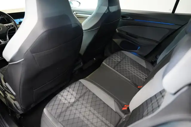 Volkswagen Golf view 19
