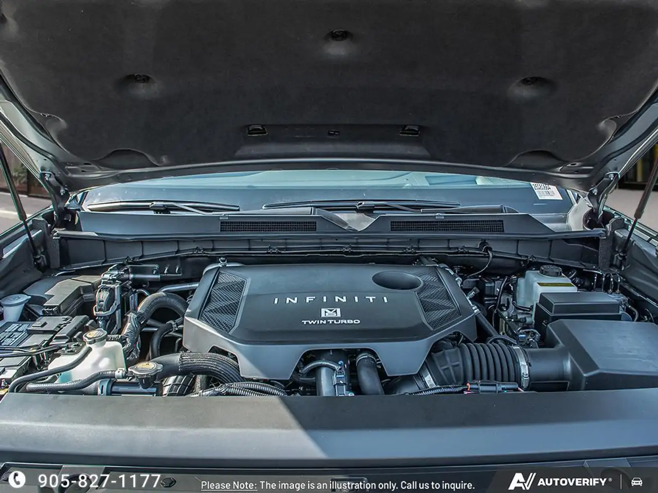 Infiniti QX80 снимка Infiniti QX80