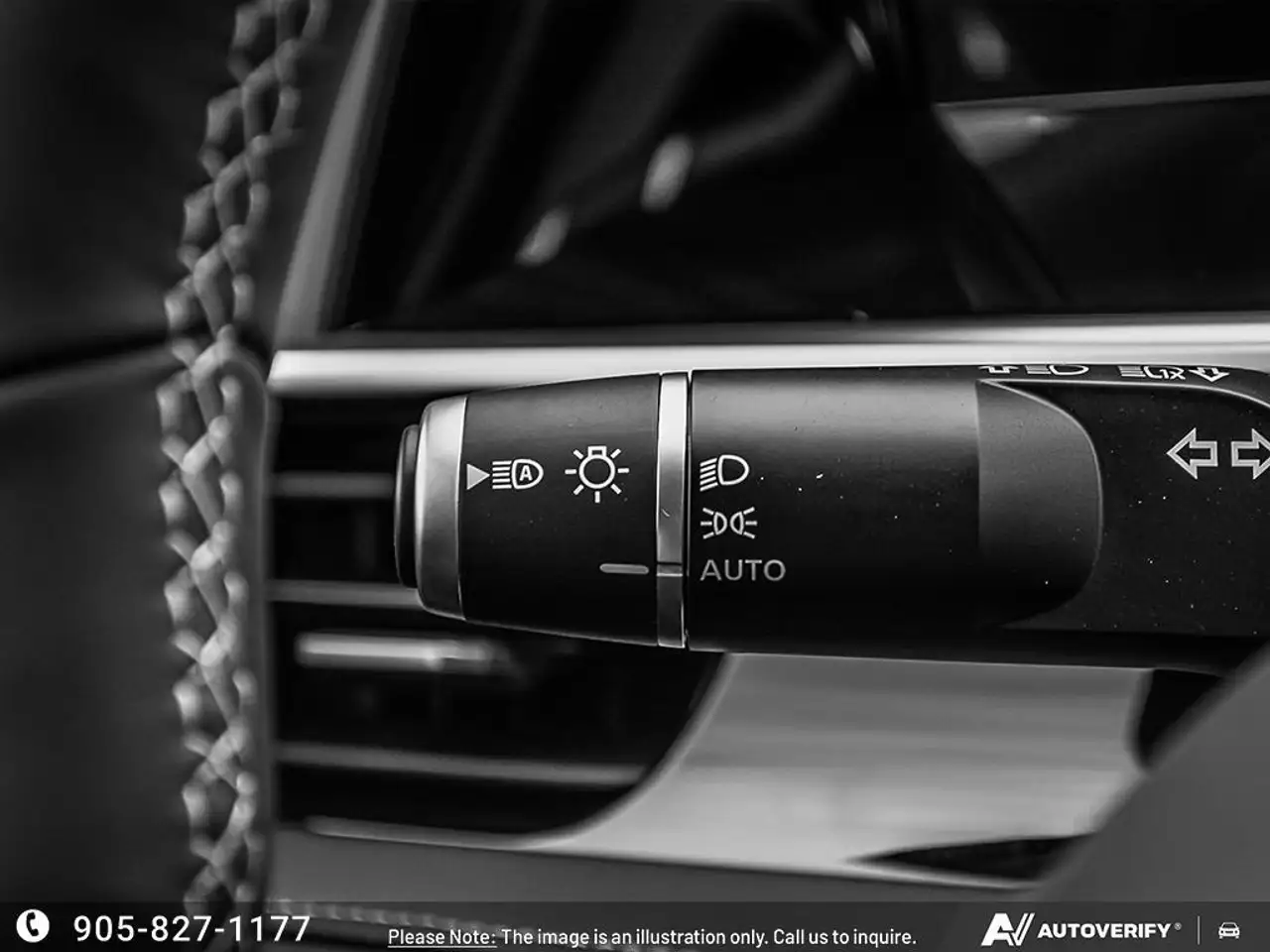Infiniti QX80 снимка Infiniti QX80