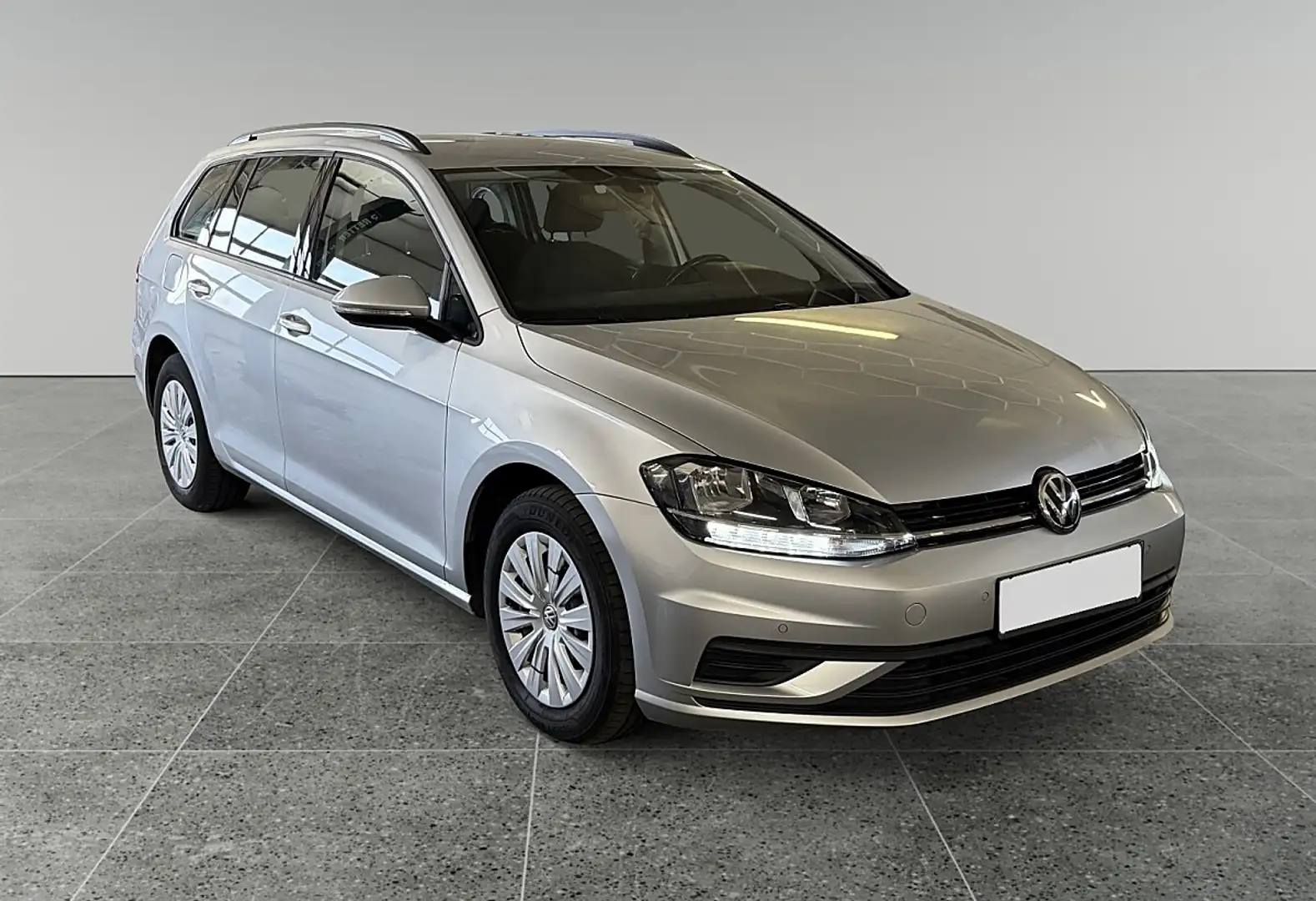 Volkswagen Golf Variant Comfortline 1,6 TDI SCR *NAVI*R-KAMERA*GARANTIE* Grau - 2