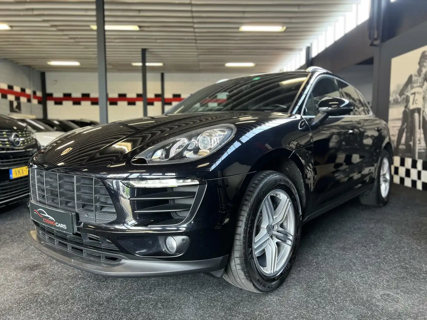 Porsche Macan 2.0 Apple CarPlay/ SPORTLEER /NAVIGATIE Zwart - 1