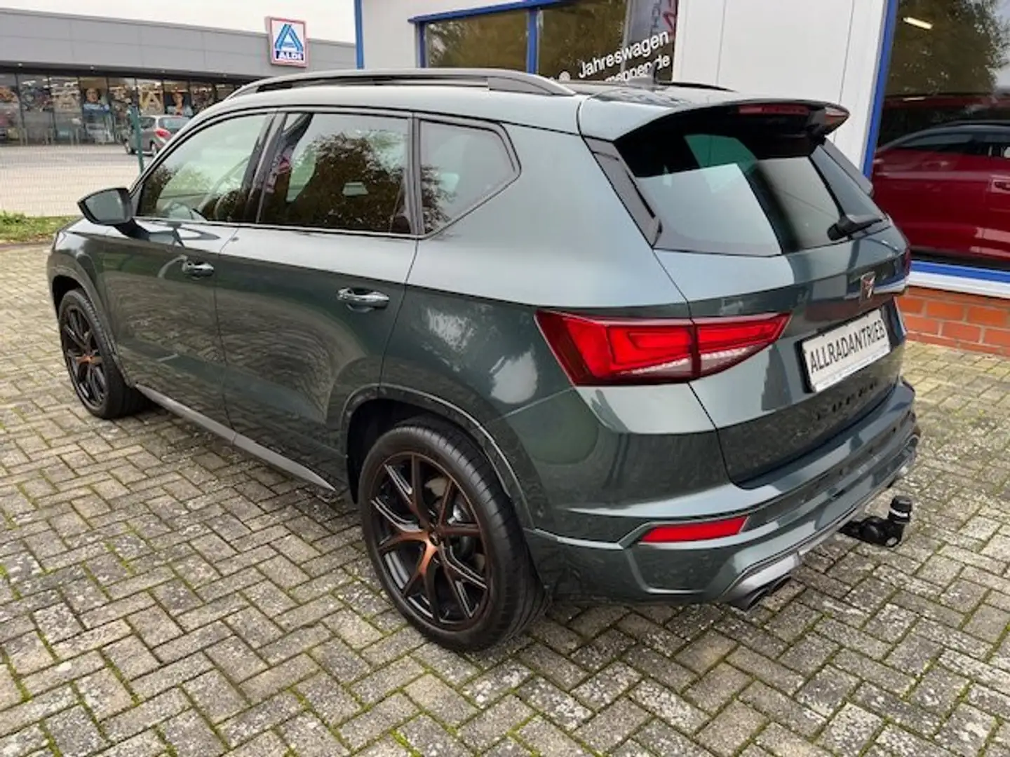 CUPRA Ateca VZ 2.0 TSI DSG 4Drive Navi AHK Pano 360° Kamera Vert - 2
