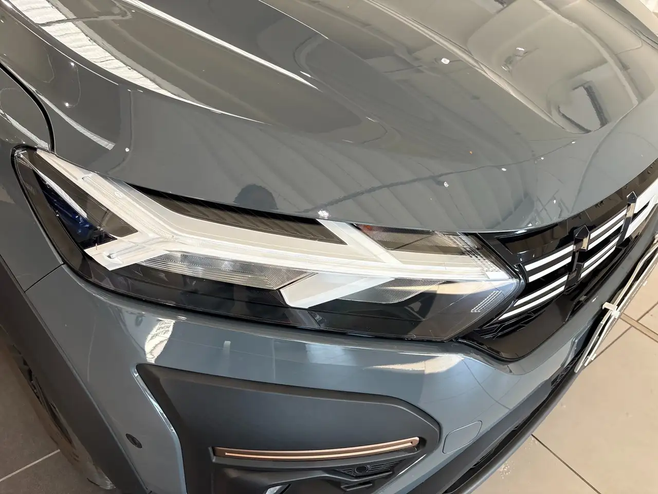 Dacia Jogger 1.6 Hybrid 140 5 posti Extreme, миниатюра 17