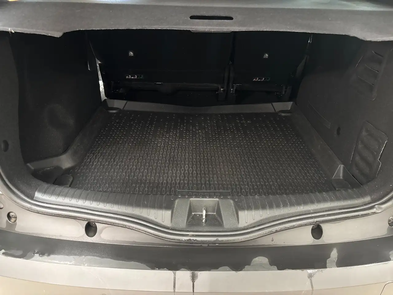Dacia Jogger 1.6 Hybrid 140 5 posti Extreme, миниатюра 16