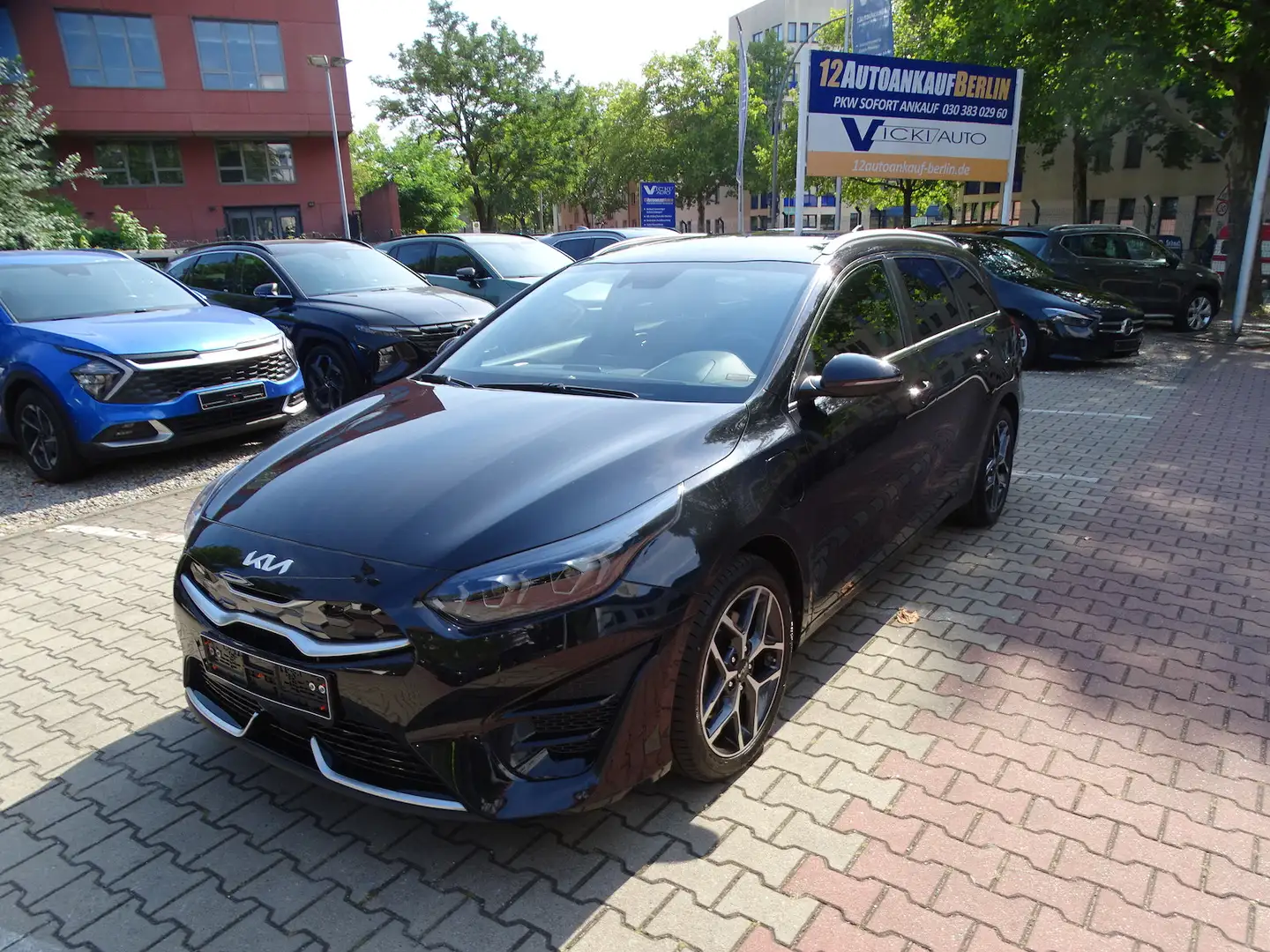 Kia Ceed SW / cee'd SW cee´d Sportswagon 1.6 Plug-in Hybrid Platinum Schwarz - 1