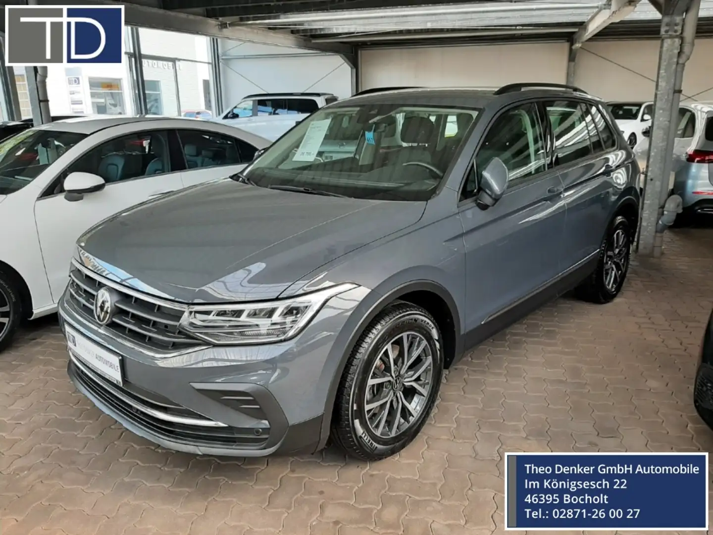 Volkswagen Tiguan Life 1.5 TSI ACC Nav Gris - 1