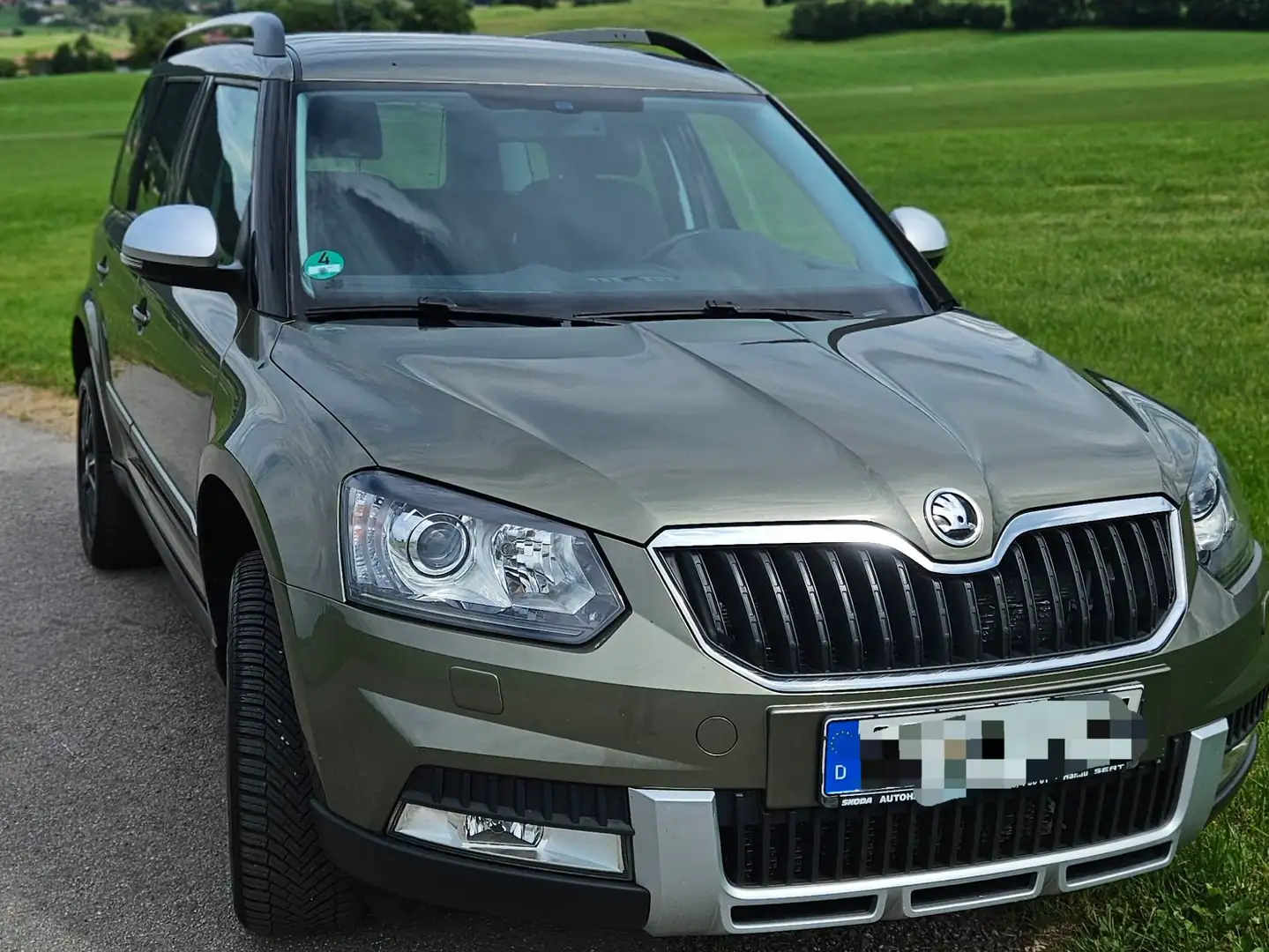 Skoda Yeti Yeti Outdoor 2.0 TDI Adventure Grün - 2