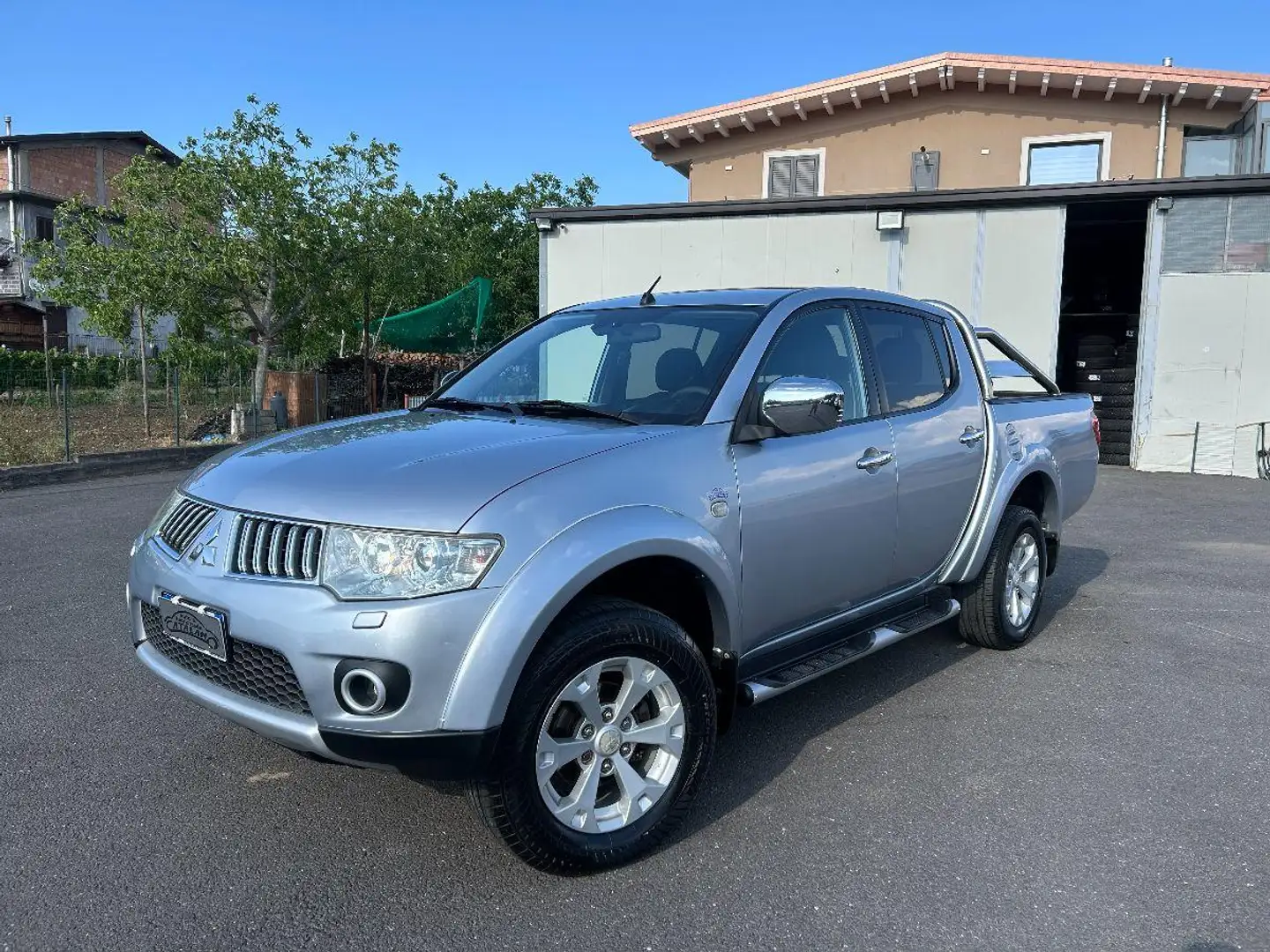 Mitsubishi L200 2.5 DI-D/178CV DC Intense Plus Grigio - 2
