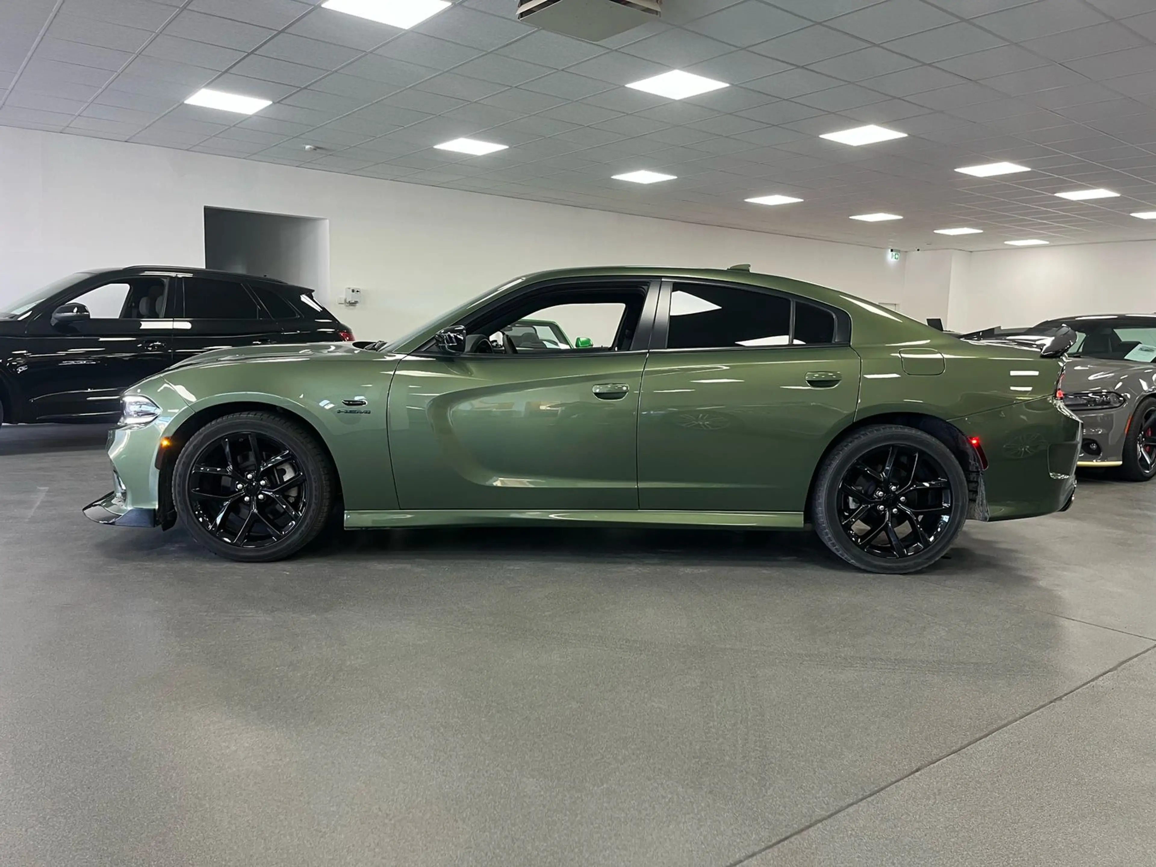 Dodge Charger RT 5,7l V8 *SHZ / AUT / LEDER* — photo 6