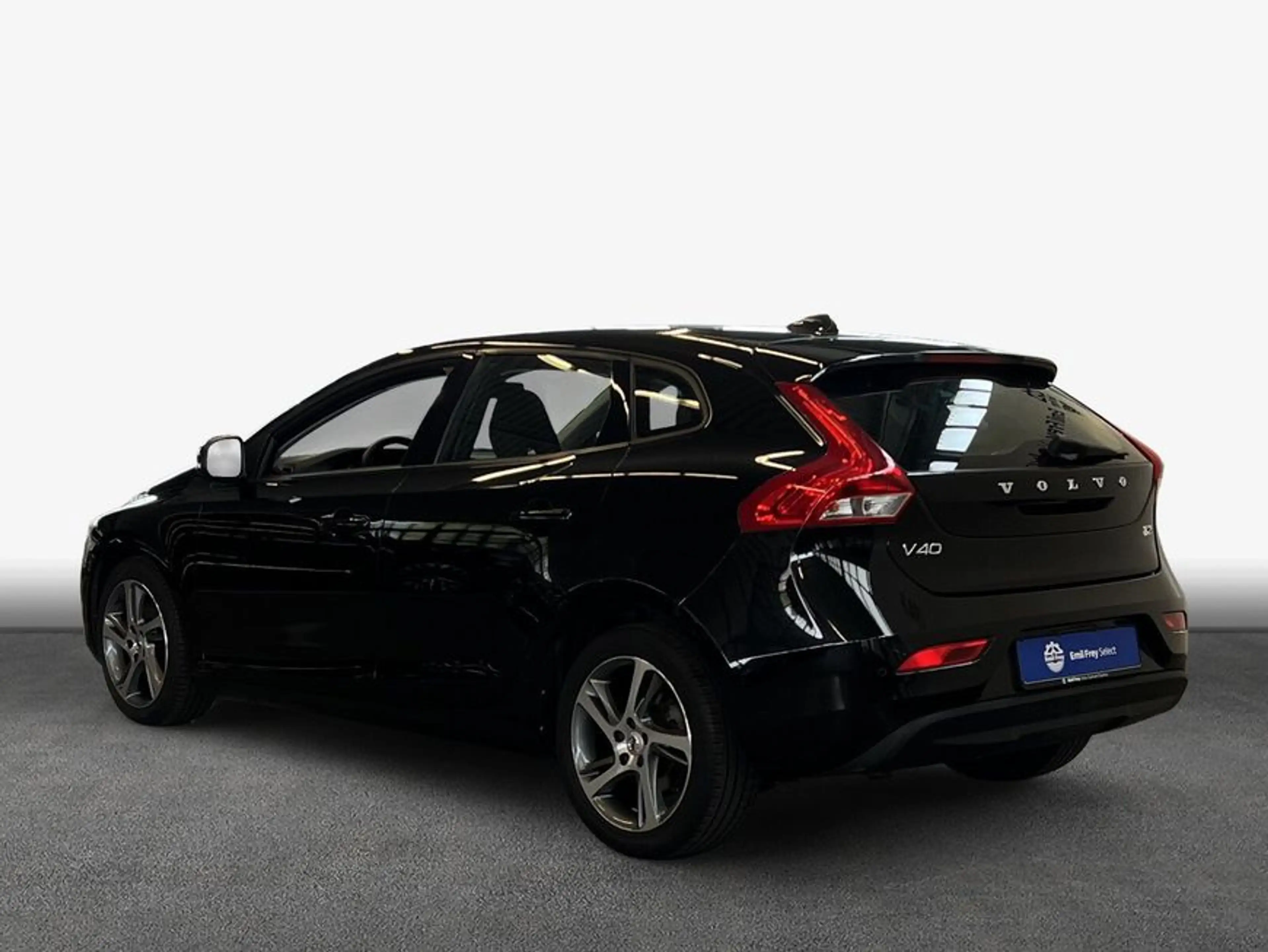 Volvo V40 T2 Momentum Style- Winter- Klima-Komfort-Paket — photo 2