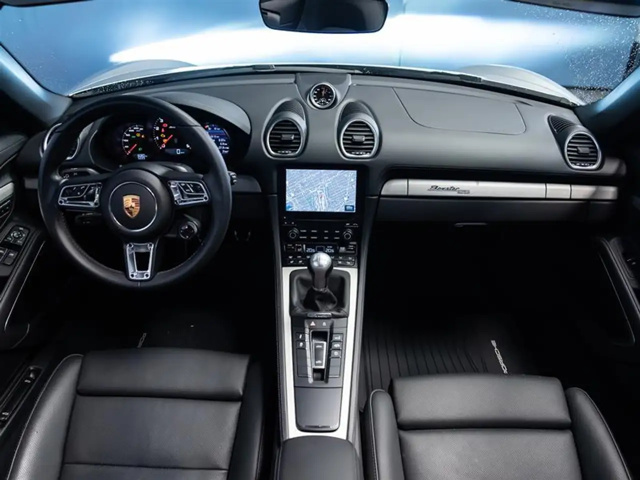 Porsche 718 Boxster снимка Porsche 718 Boxster