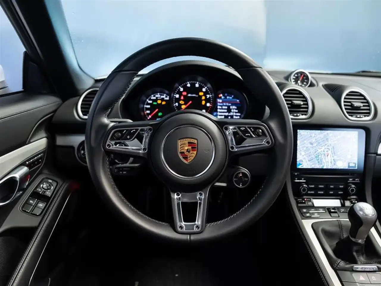 Porsche 718 Boxster снимка Porsche 718 Boxster
