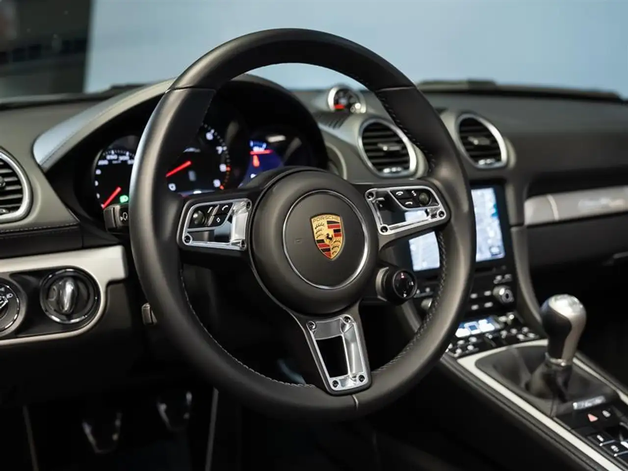 Porsche 718 Boxster снимка Porsche 718 Boxster