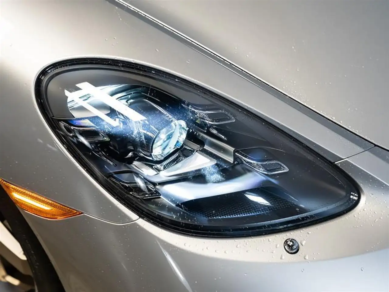 Porsche 718 Boxster снимка Porsche 718 Boxster