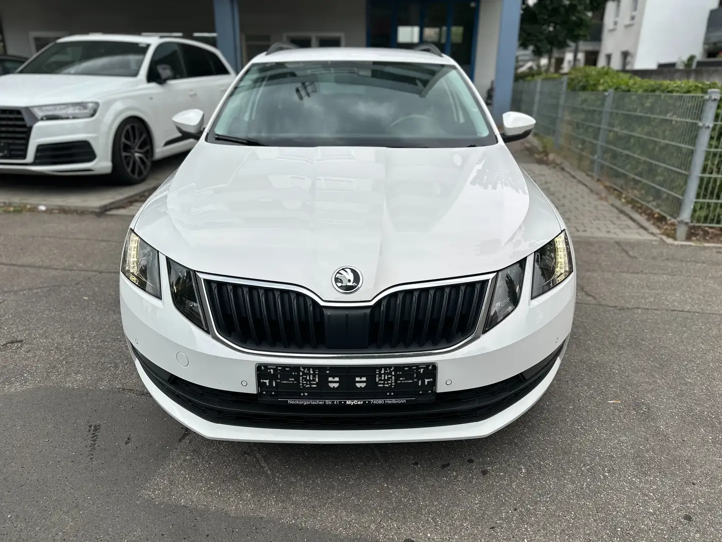 Skoda Octavia Ambition 2.0TDI DSG Navigation Euro6 Blanc - 2
