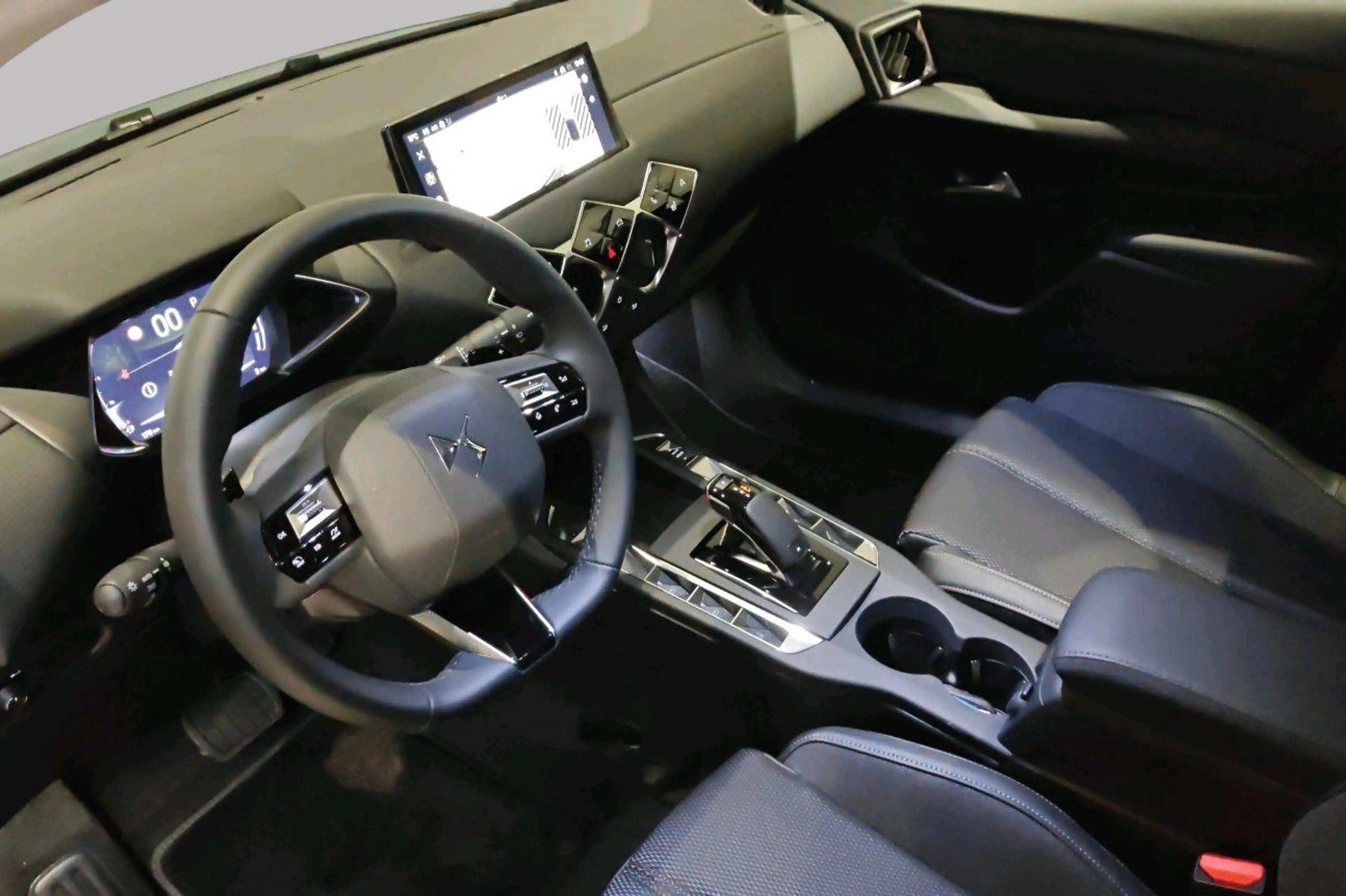 DS Automobiles DS 3 PALLAS — photo 9