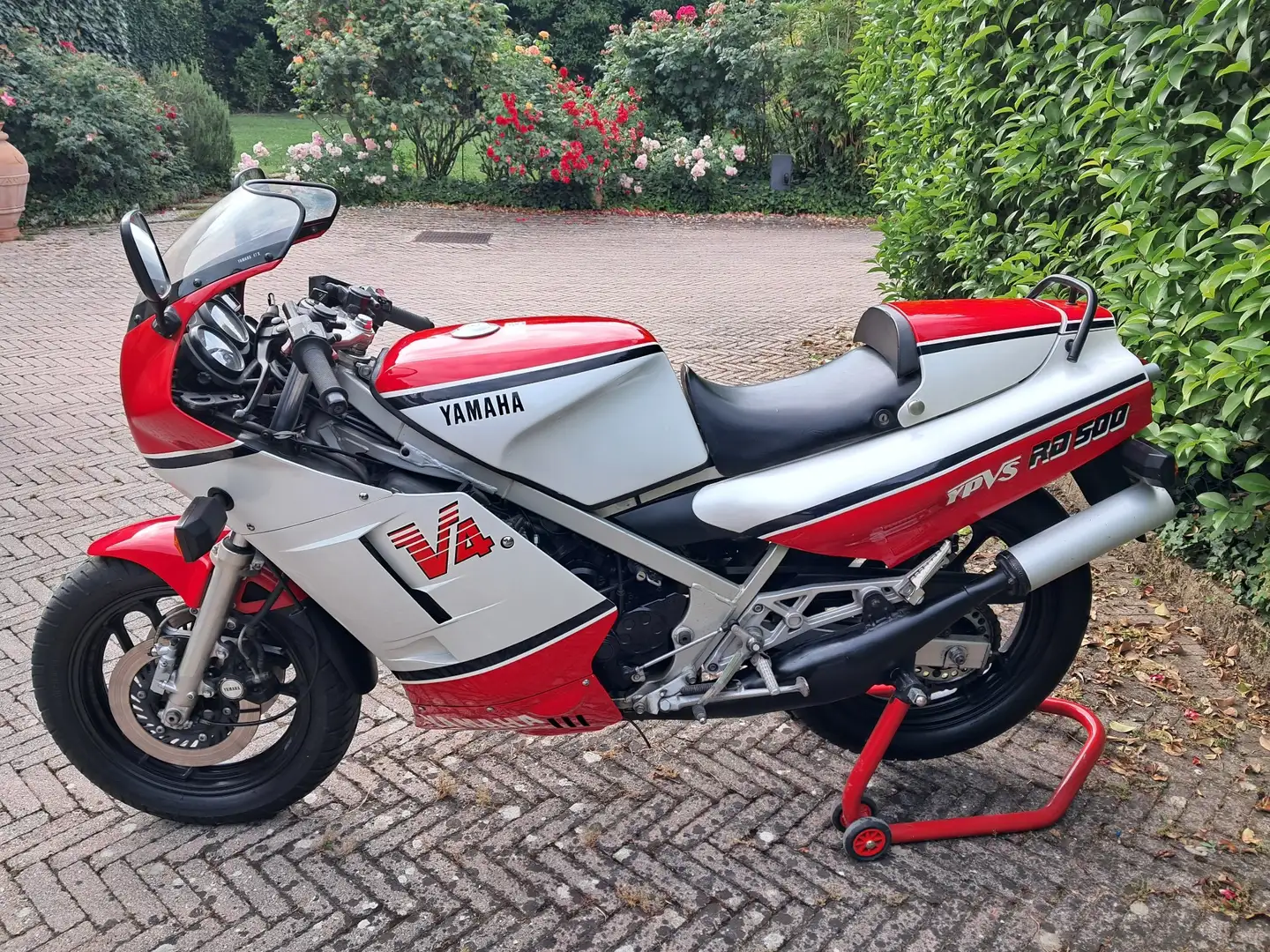 Yamaha RD 500 Blanco - 2