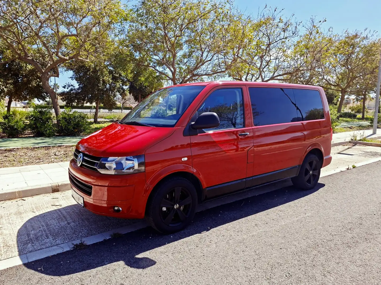 Volkswagen T5 Multivan Multivan Startline 4Motion Rojo - 1