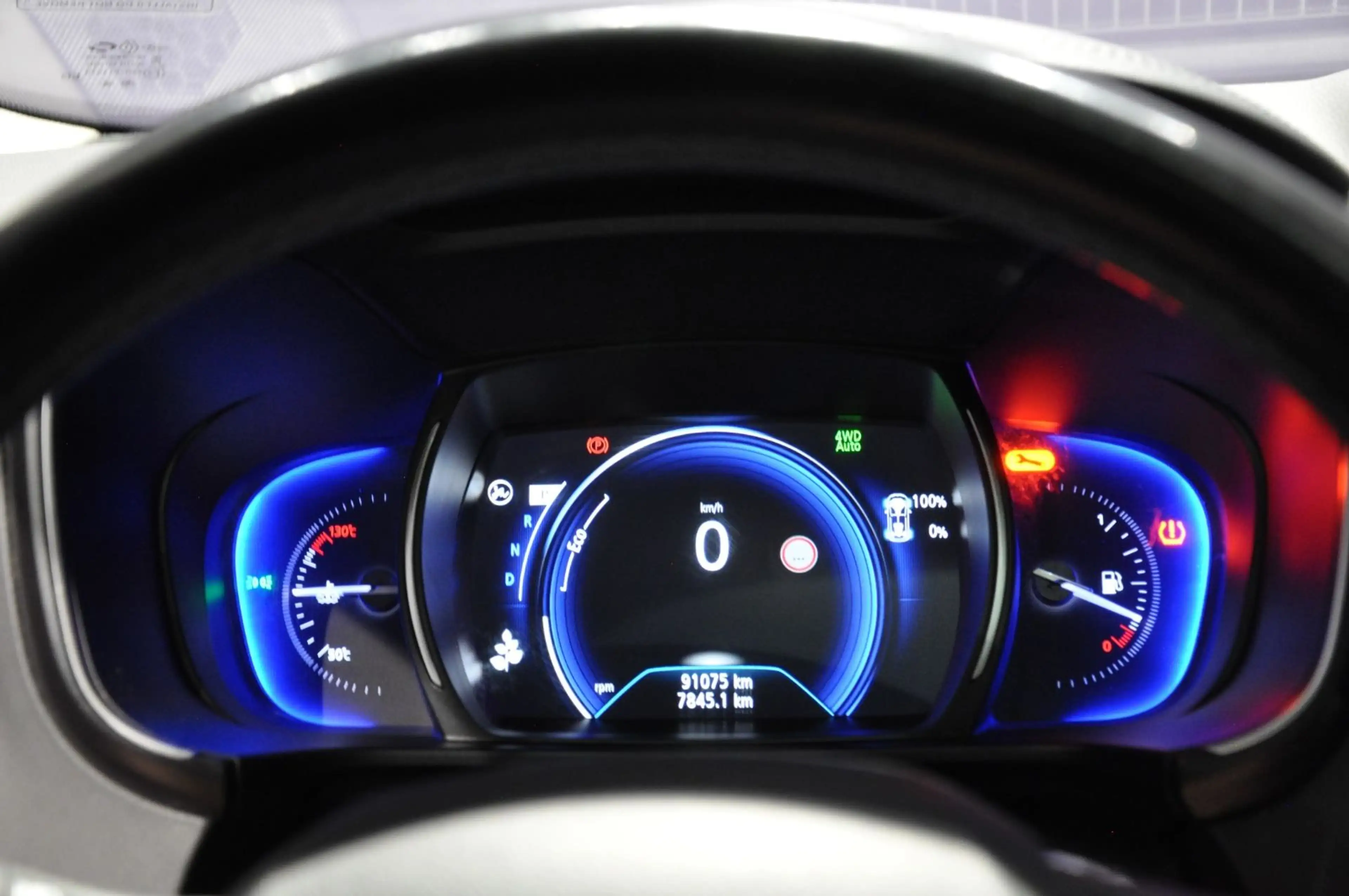 Renault Koleos Initiale Paris 4x4/PANO/AMBIENTE LICHT — photo 8