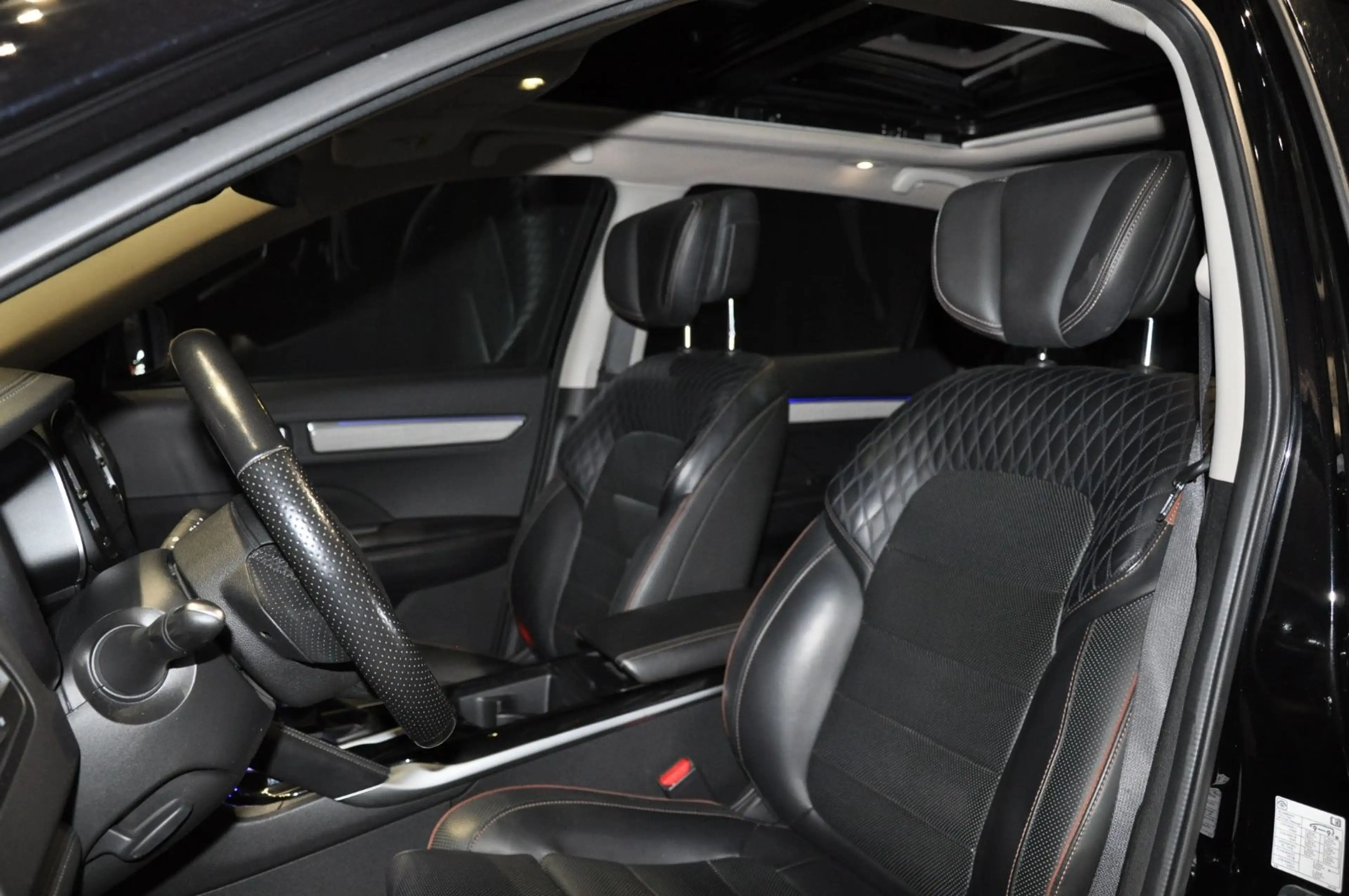 Renault Koleos Initiale Paris 4x4/PANO/AMBIENTE LICHT — photo 15