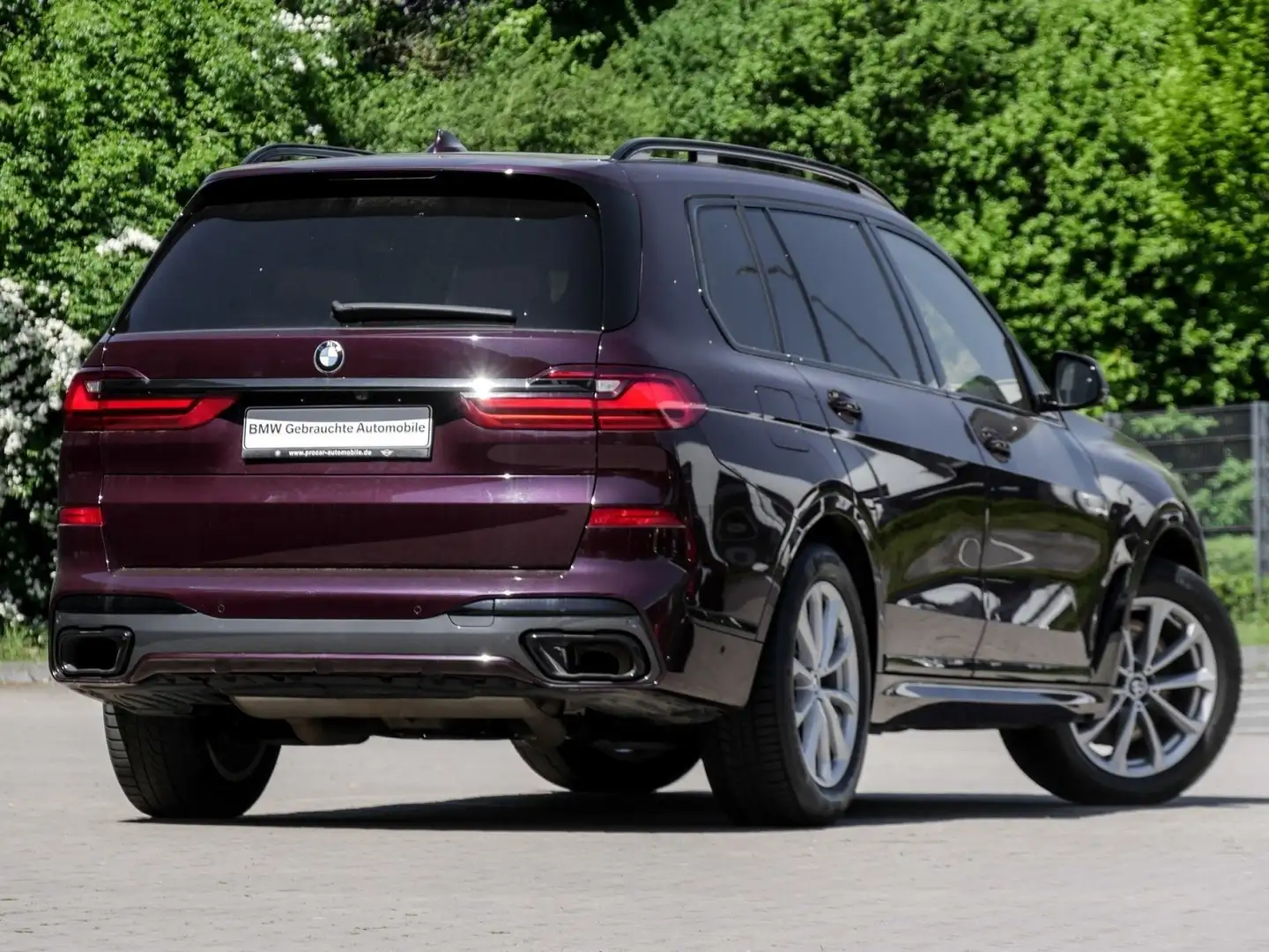 BMW X7 xDrive40d M Sport HUD PANO ACC RFK NAVI LED Rot - 2