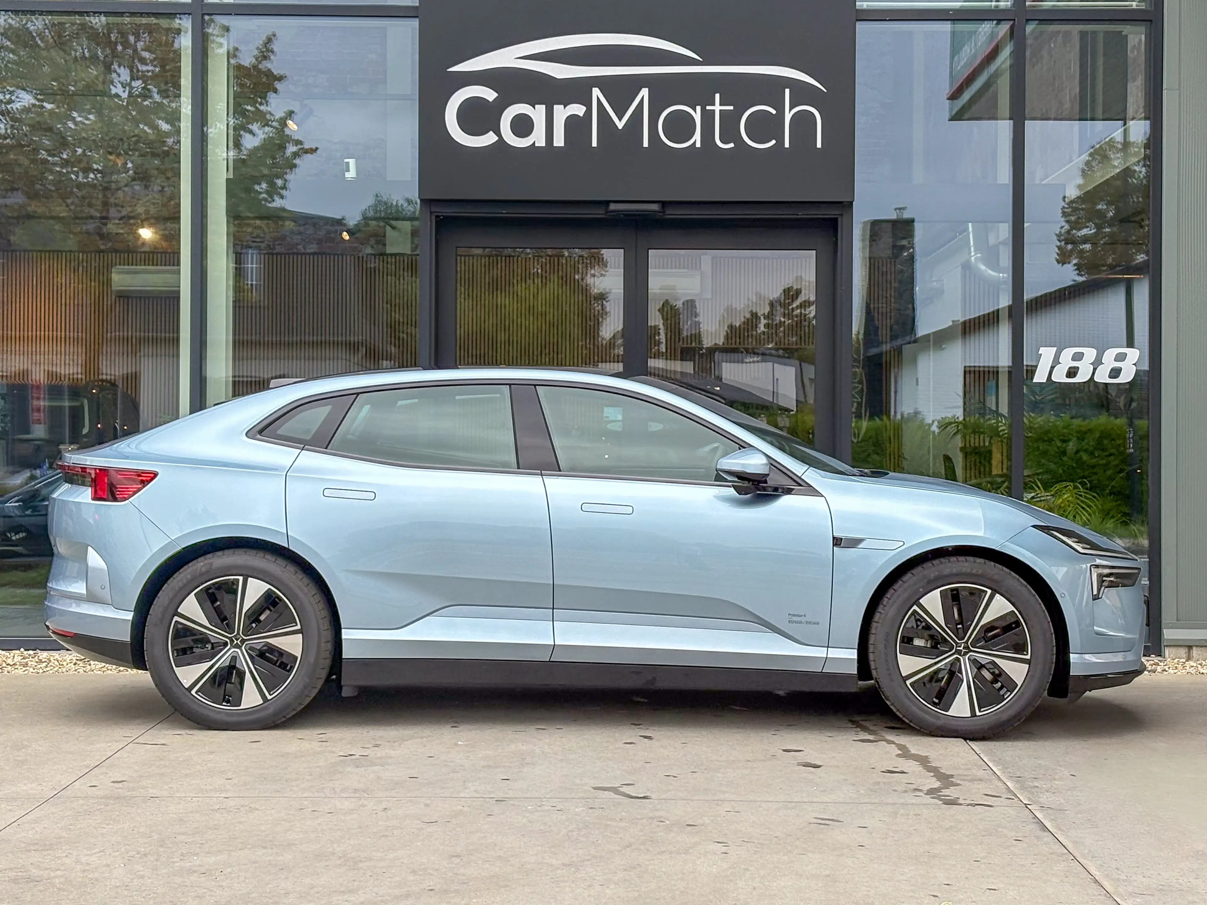 Polestar 4 Long Range Single Motor - Plus | Pilot — photo 8