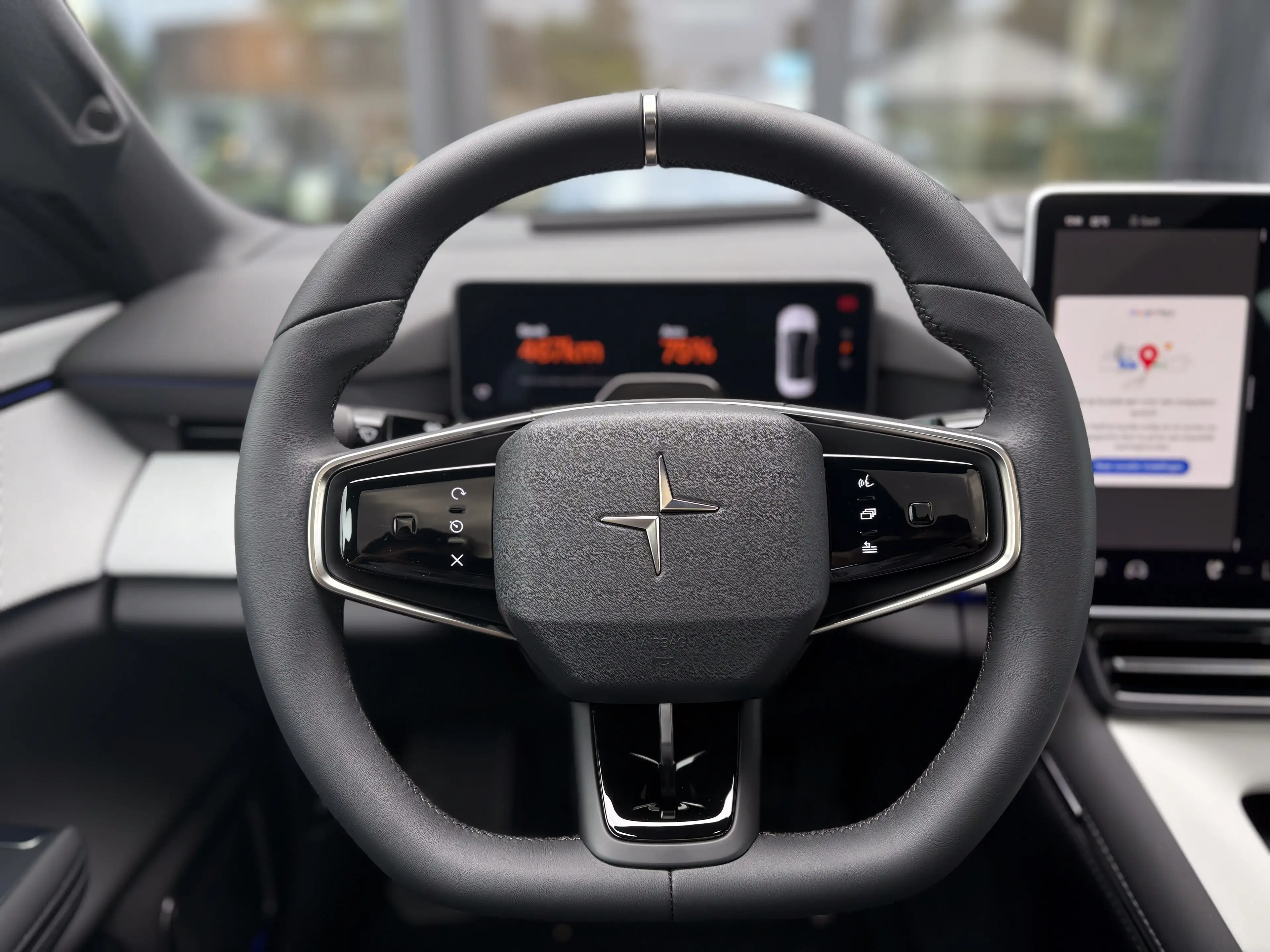 Polestar 4 Long Range Single Motor - Plus | Pilot — photo 2