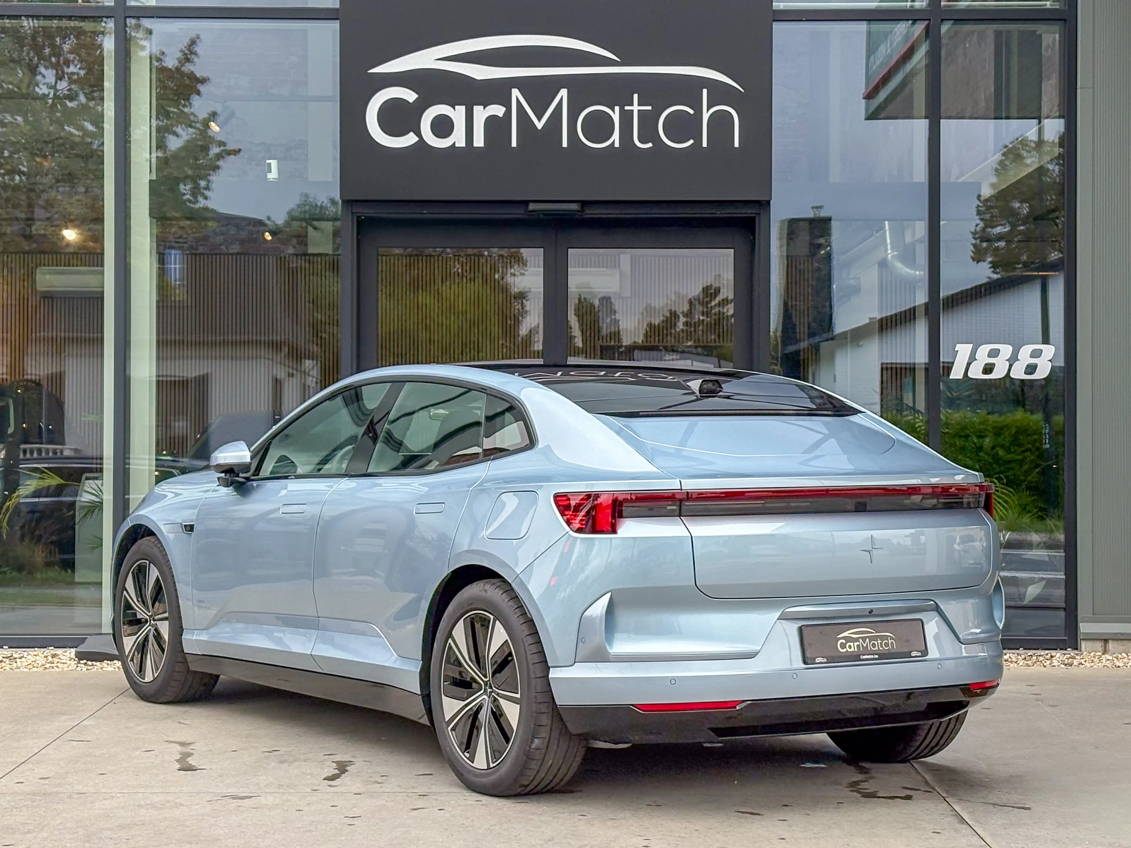 Polestar 4 Long Range Single Motor - Plus | Pilot — photo 11