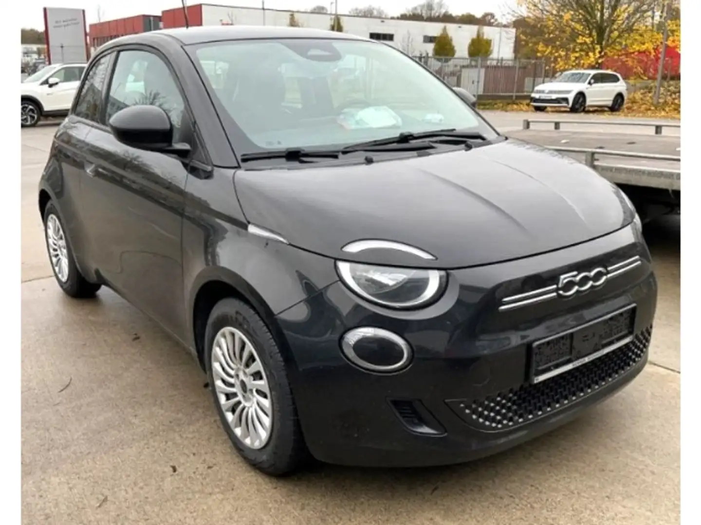 Fiat 500e e  neuer Action Automatik Komfort,- Radio & Winter Schwarz - 2