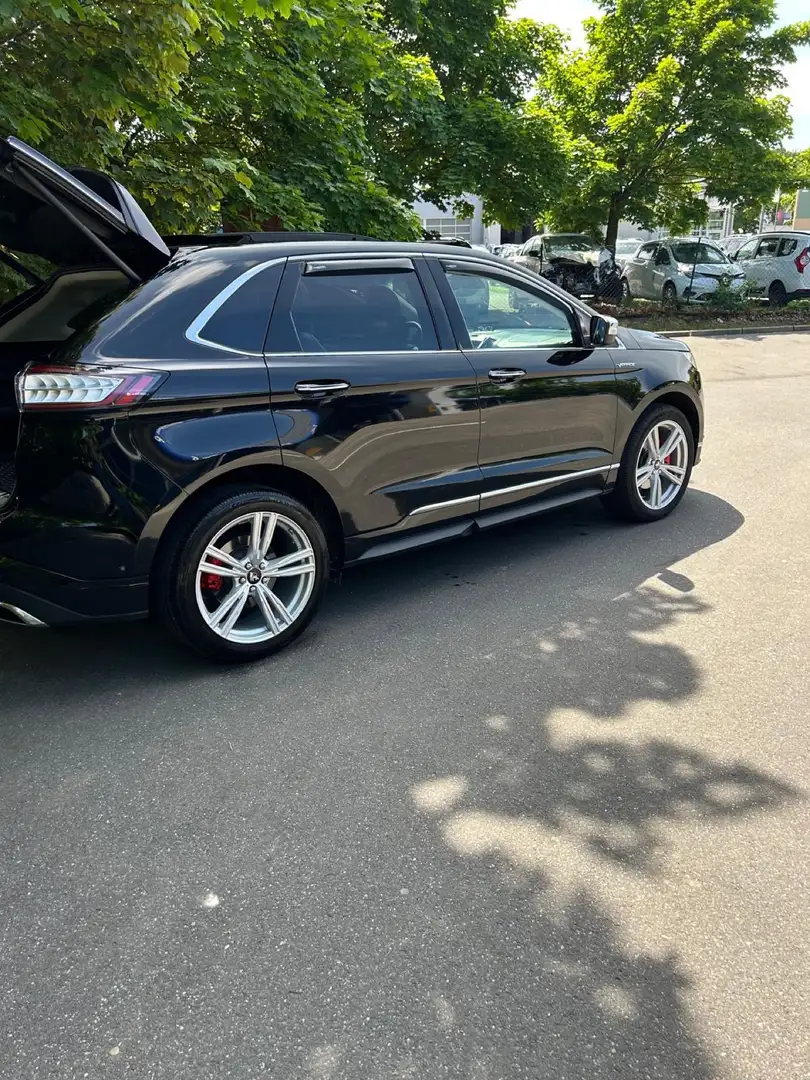 Ford Edge Vignale 4x4 Černá - 1