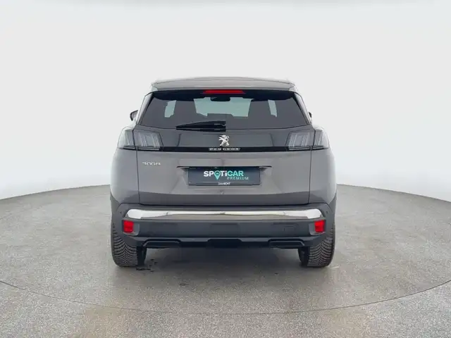Peugeot 3008 view 5