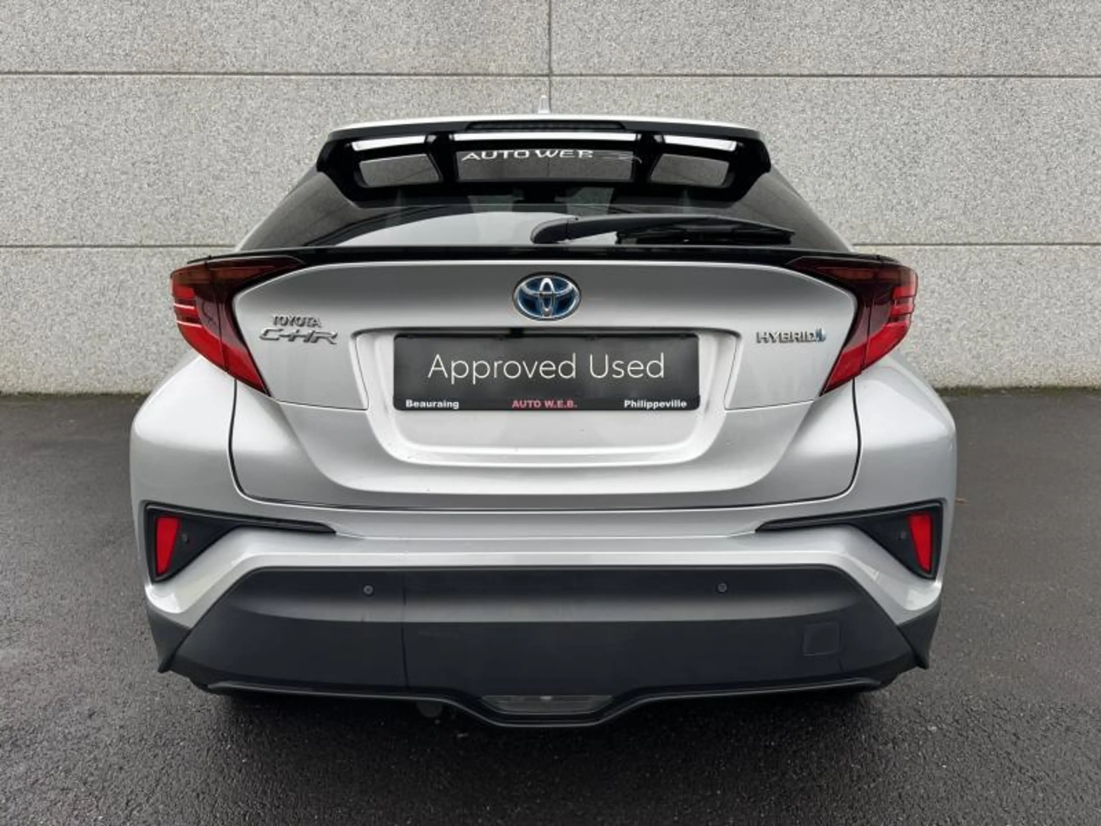 Toyota C-HR 1.8 Hybrid CVT C-HIC Mono-Tone + Premium pack et N — photo 6